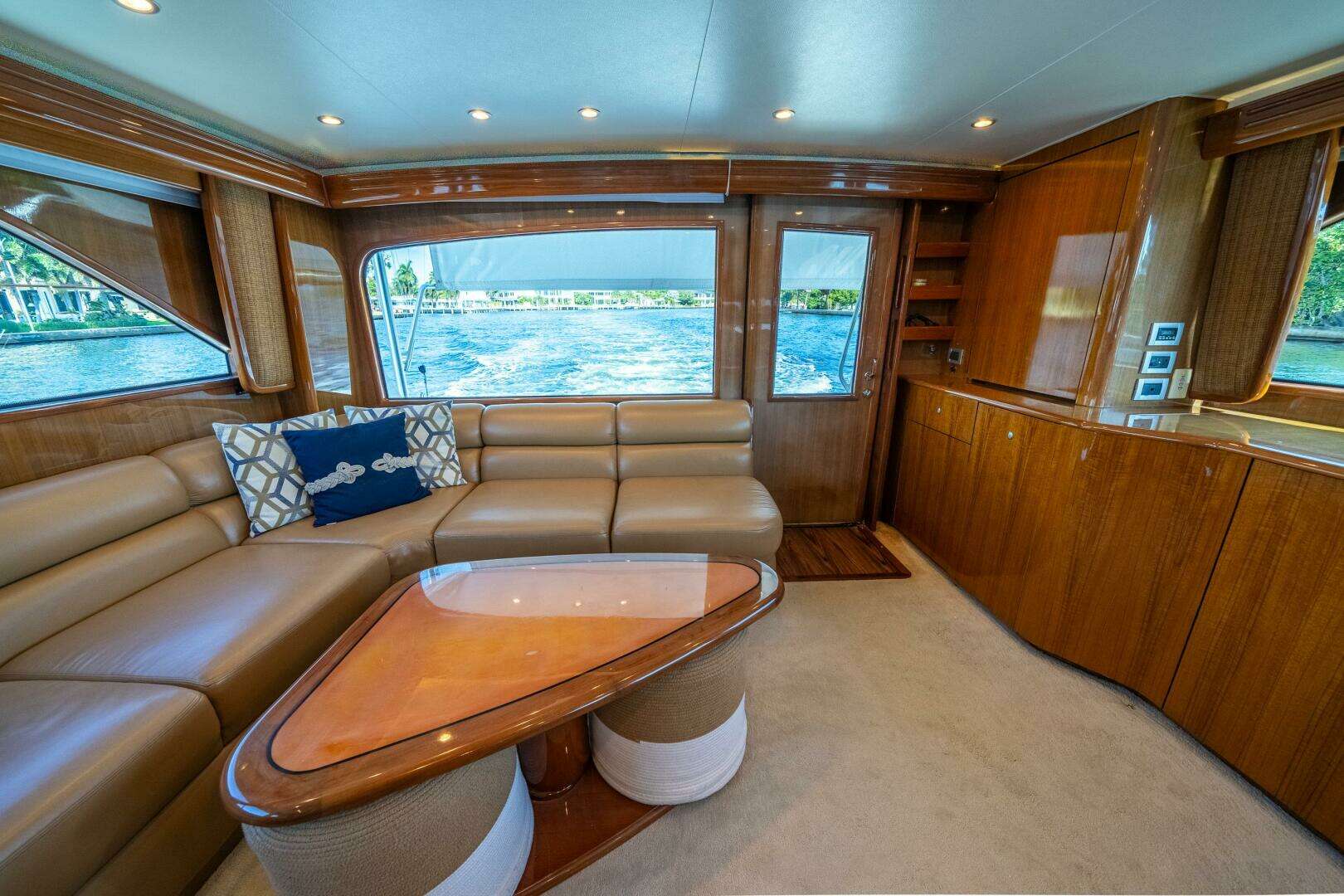 2006 Viking 68 Convertible - Image 27