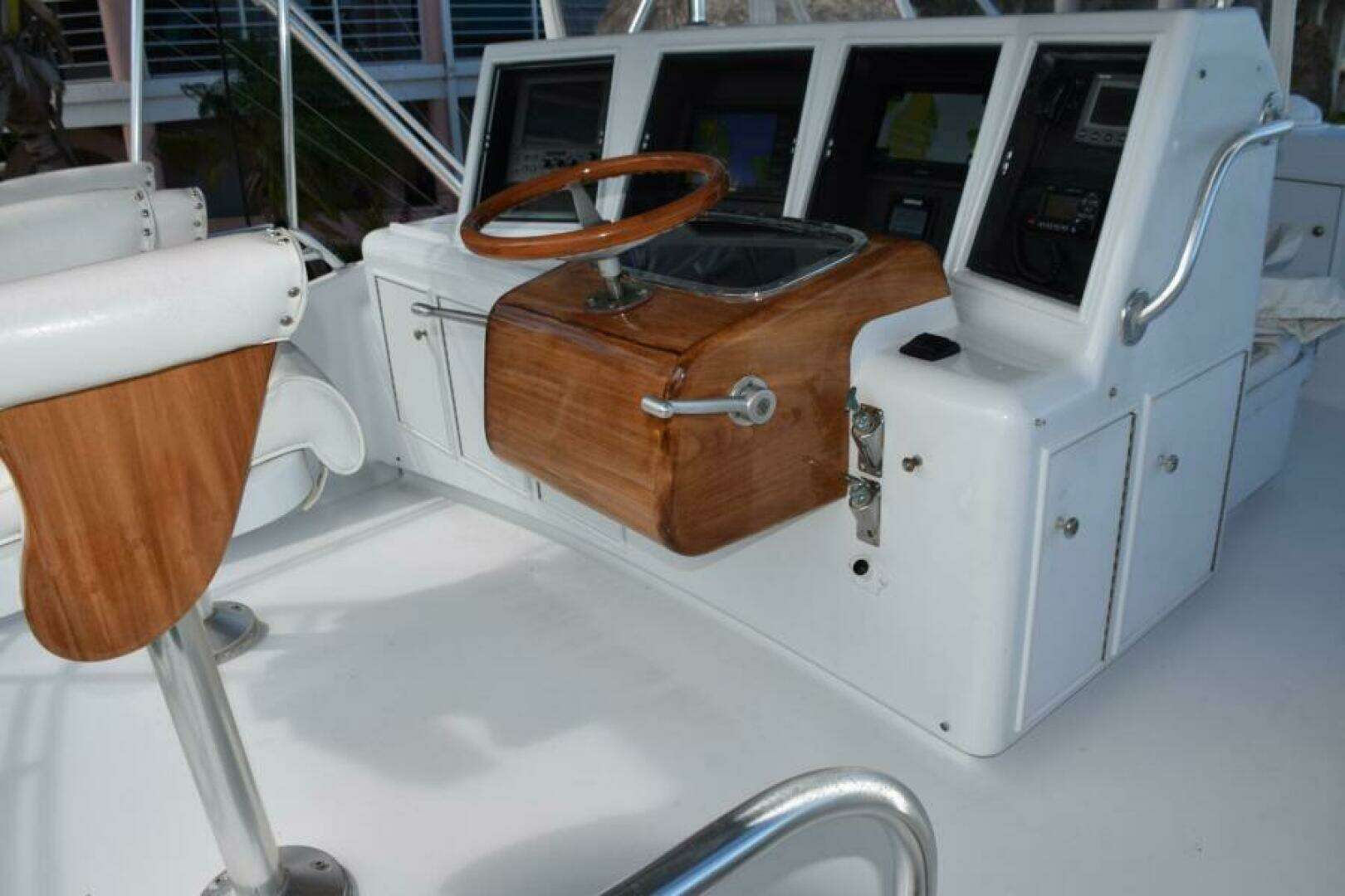 1990 Sunny Briggs Flybridge Sportfish - Image 40