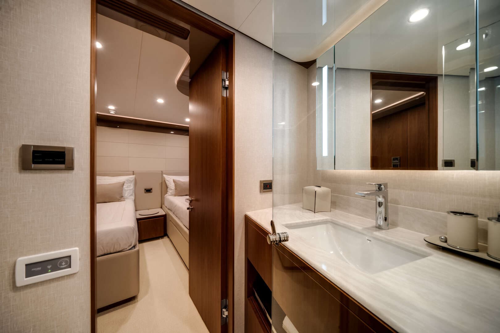 2026 Ocean Alexander 30R - Image 53