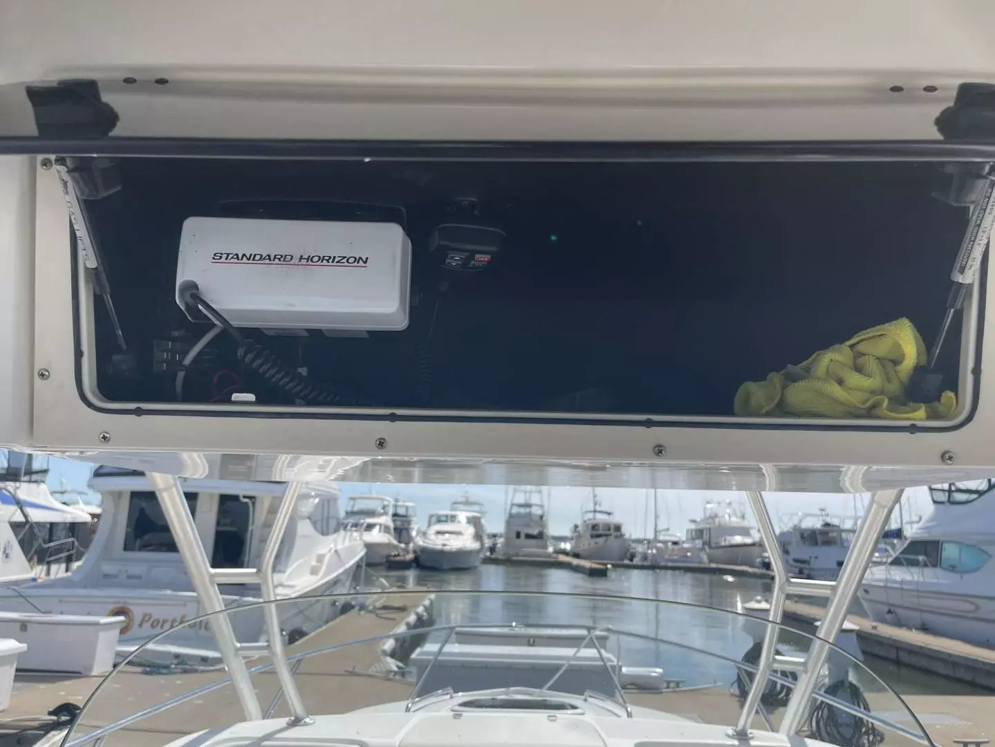 2008 Boston Whaler 320 Outrage Cuddy Cabin - Image 19