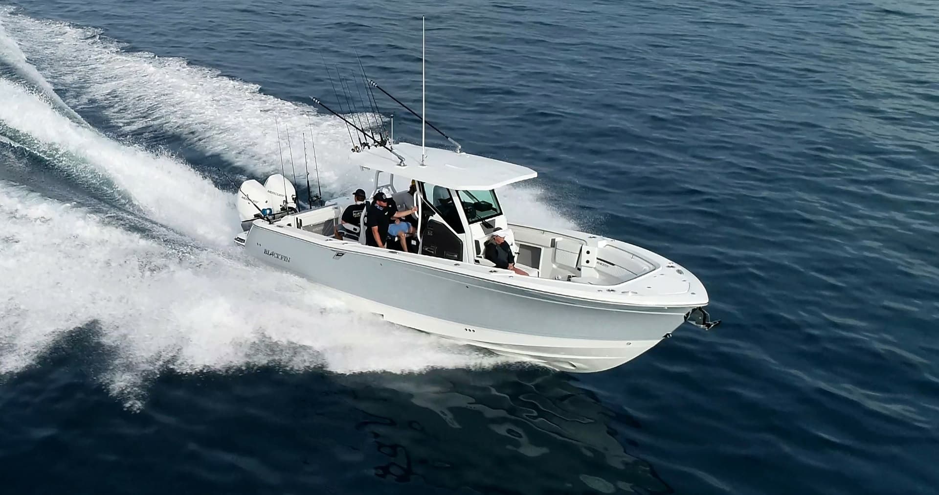 2027 Blackfin 302 CC - Image 9