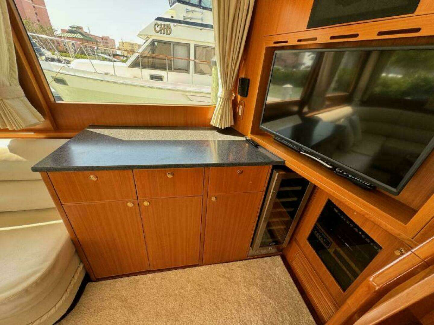 2007 Jefferson 52 Pilothouse SE - Image 15