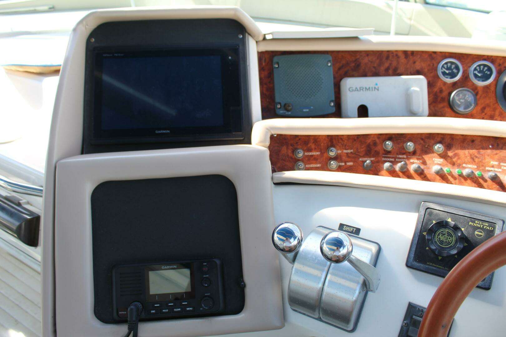 1996 Sea Ray 500 Sundancer - Image 19