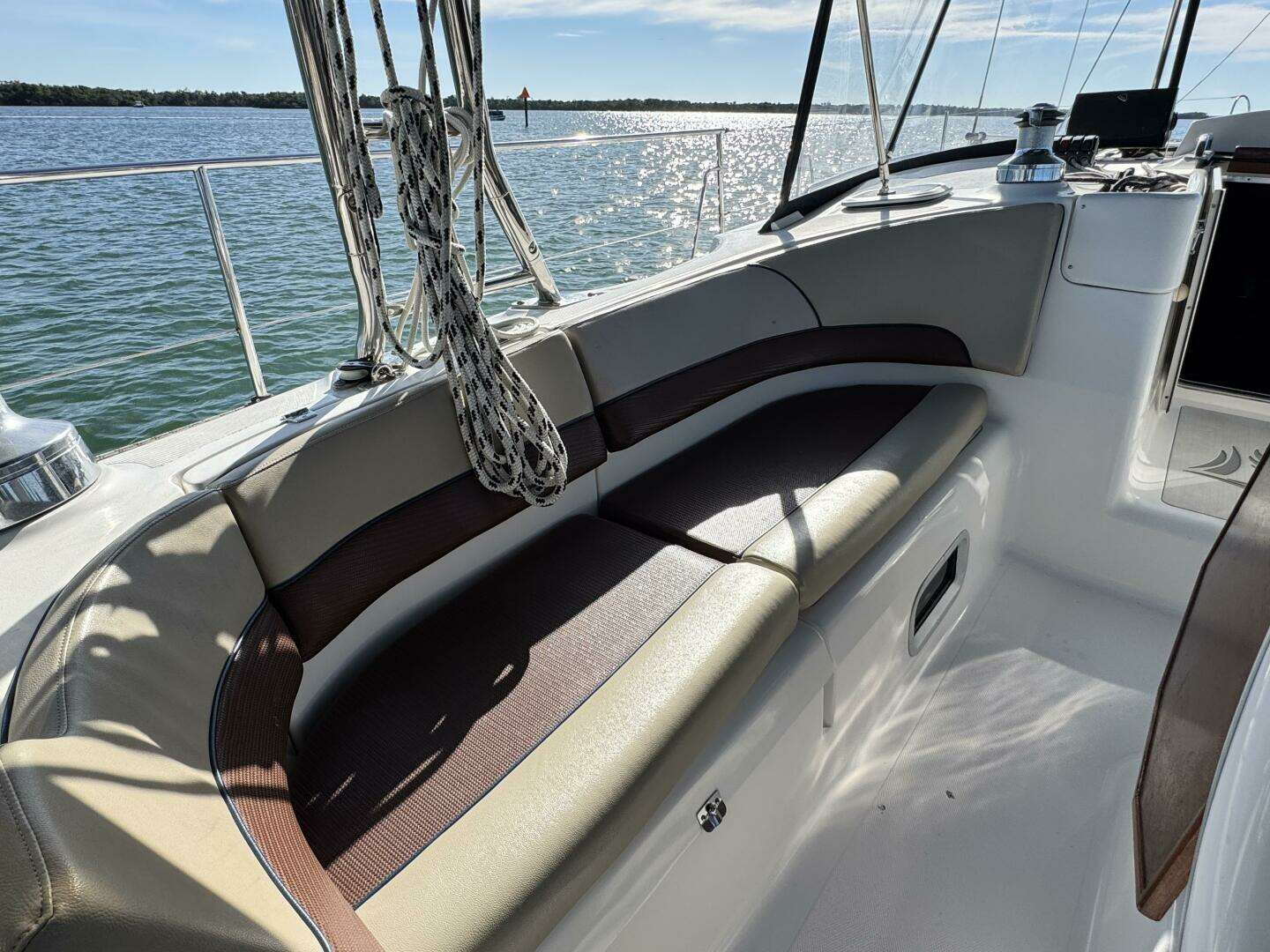 2008 Hunter — - Image 40
