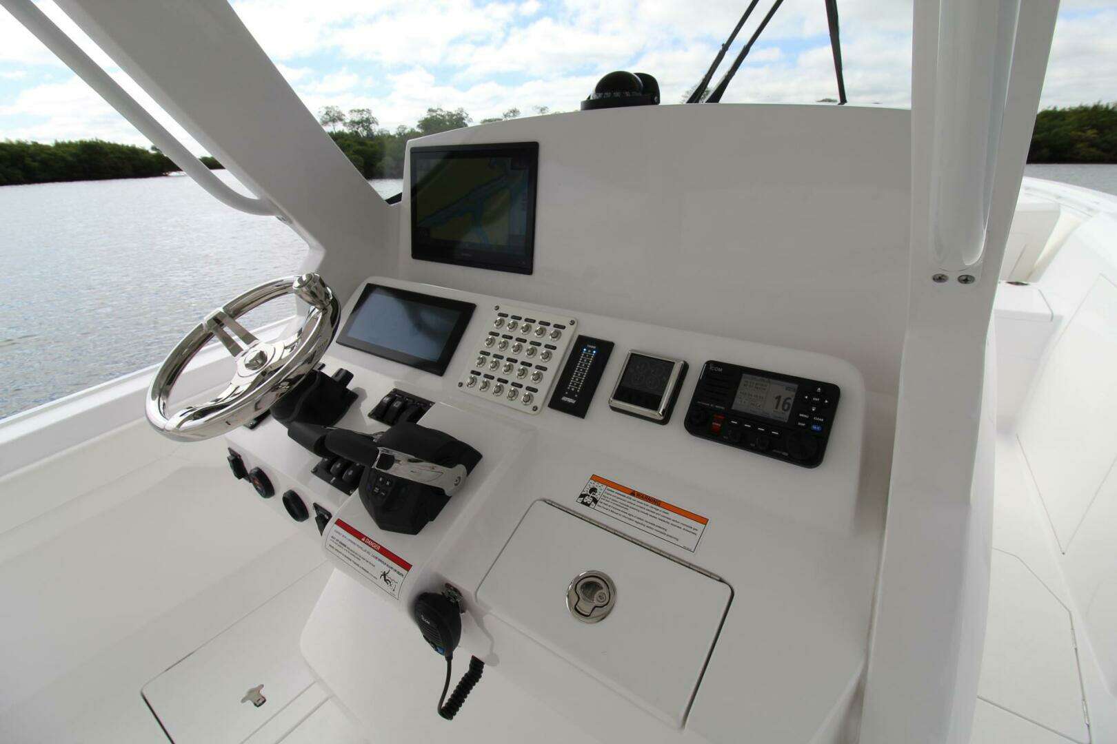 2024 Intrepid Nomad SE - Image 6