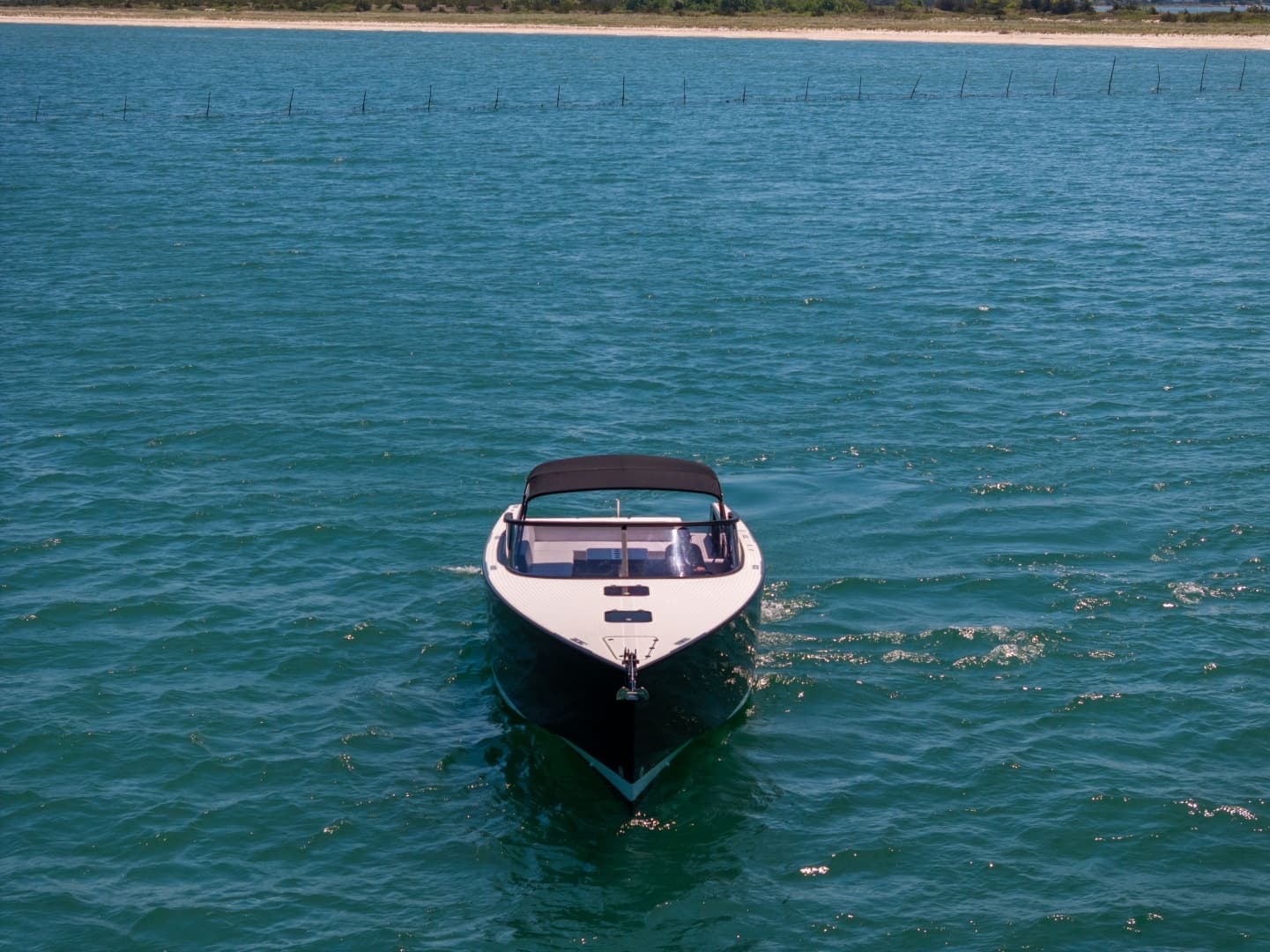 2016 VanDutch VanDutch 40 - Image 32