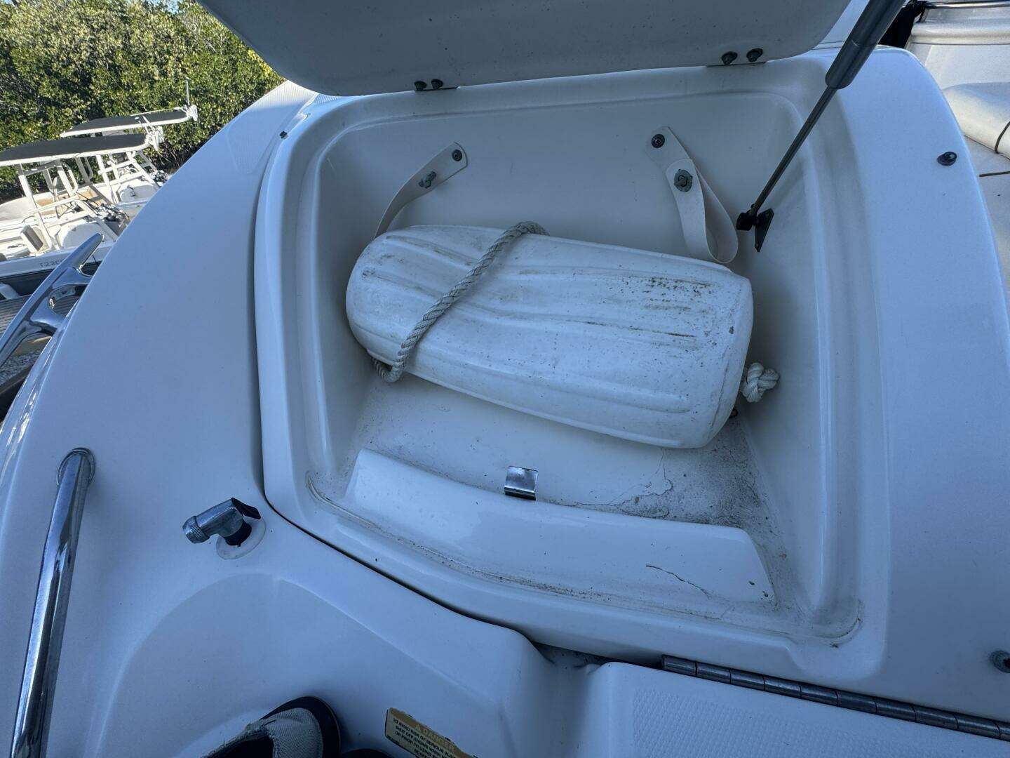 2002 Sea Ray 290 Bowrider - Image 35