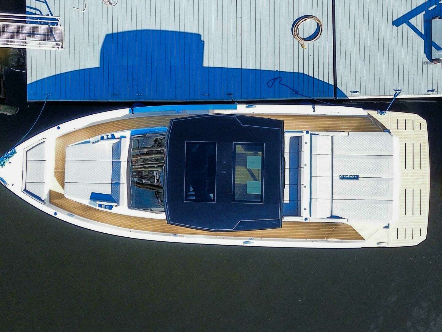 2026 De Antonio Yachts D42 - Image 3
