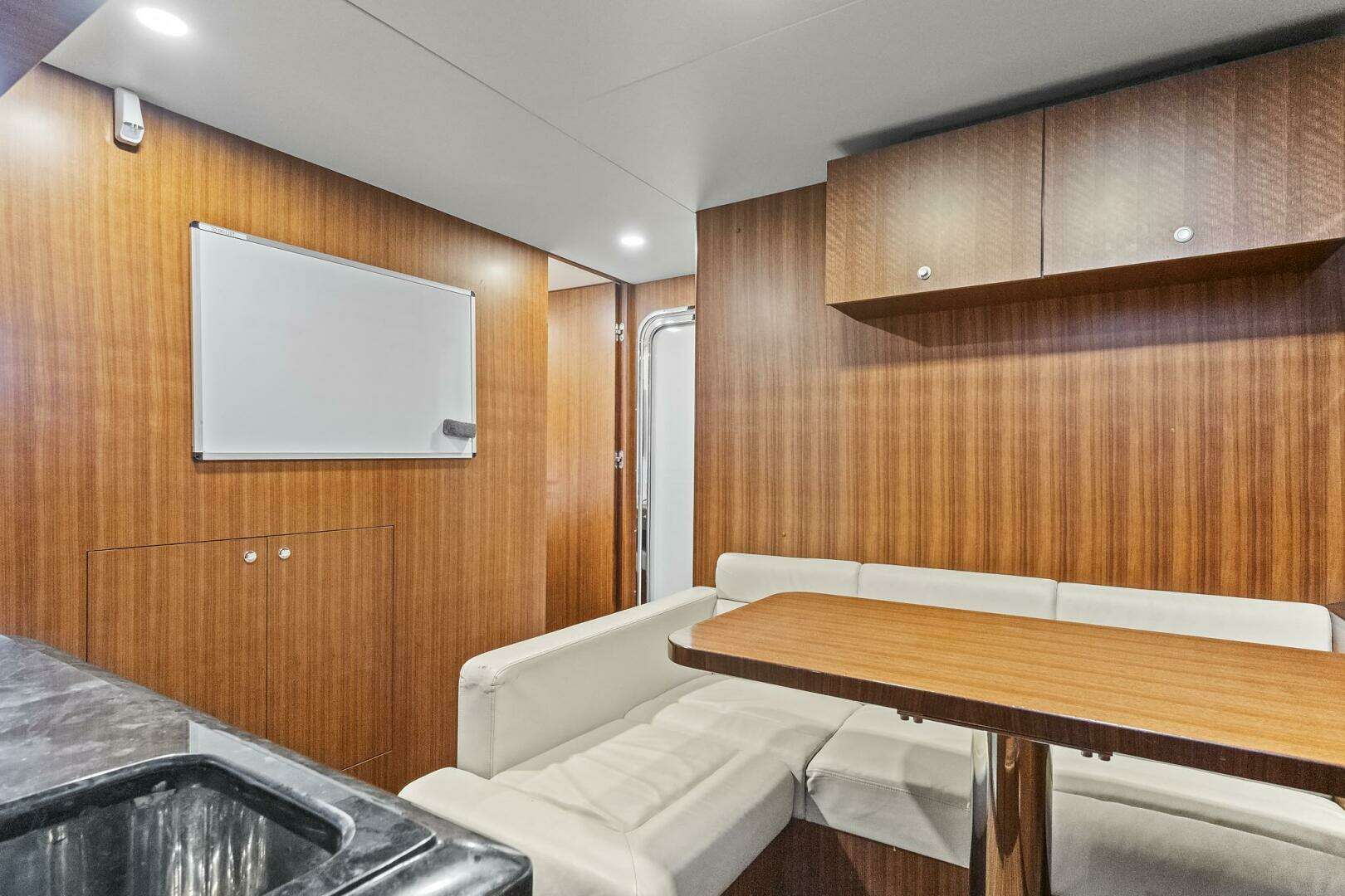 2016 Ocean Alexander 85 E - Image 131