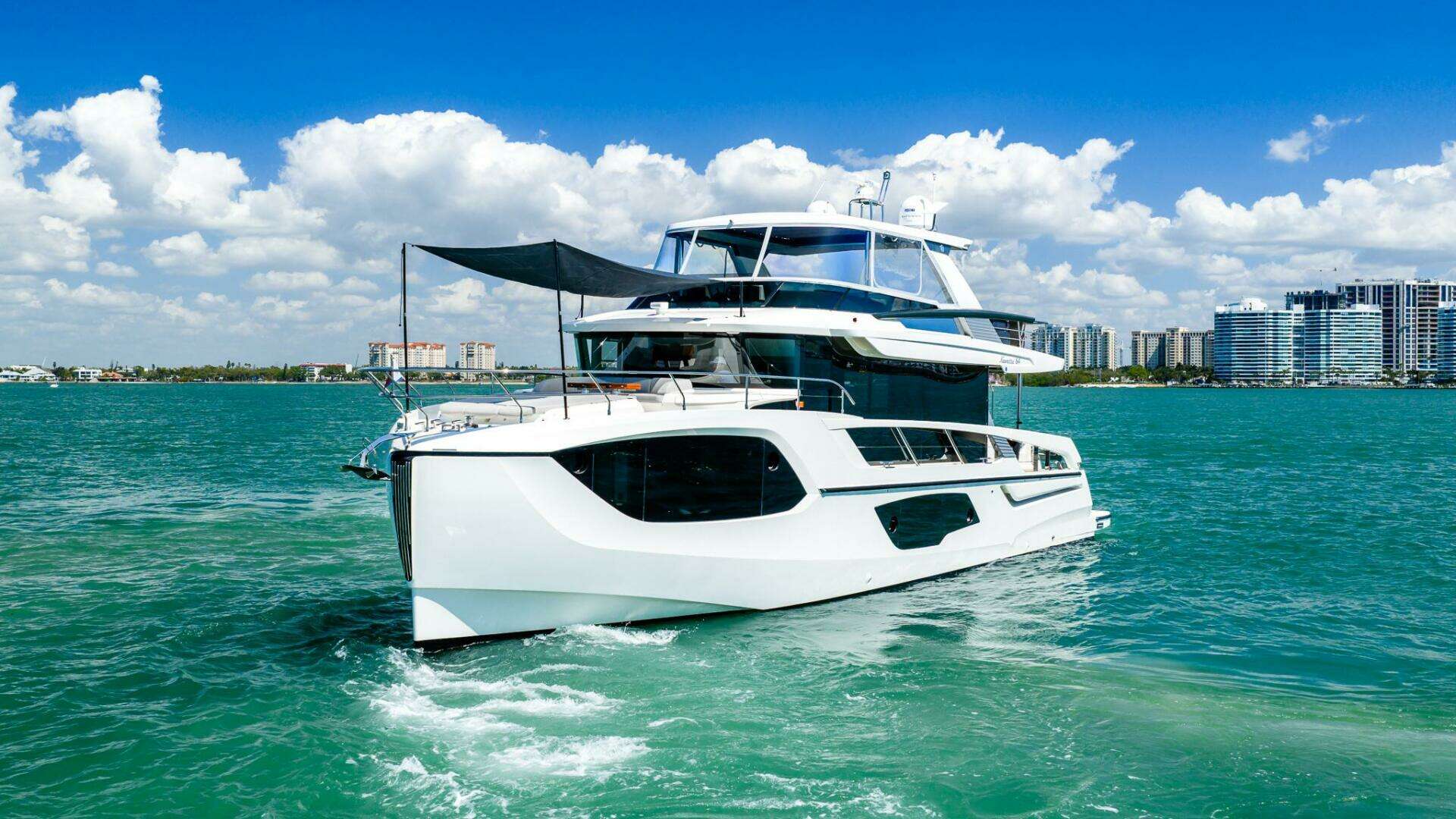 2022 Absolute 64 Navetta - Image 17