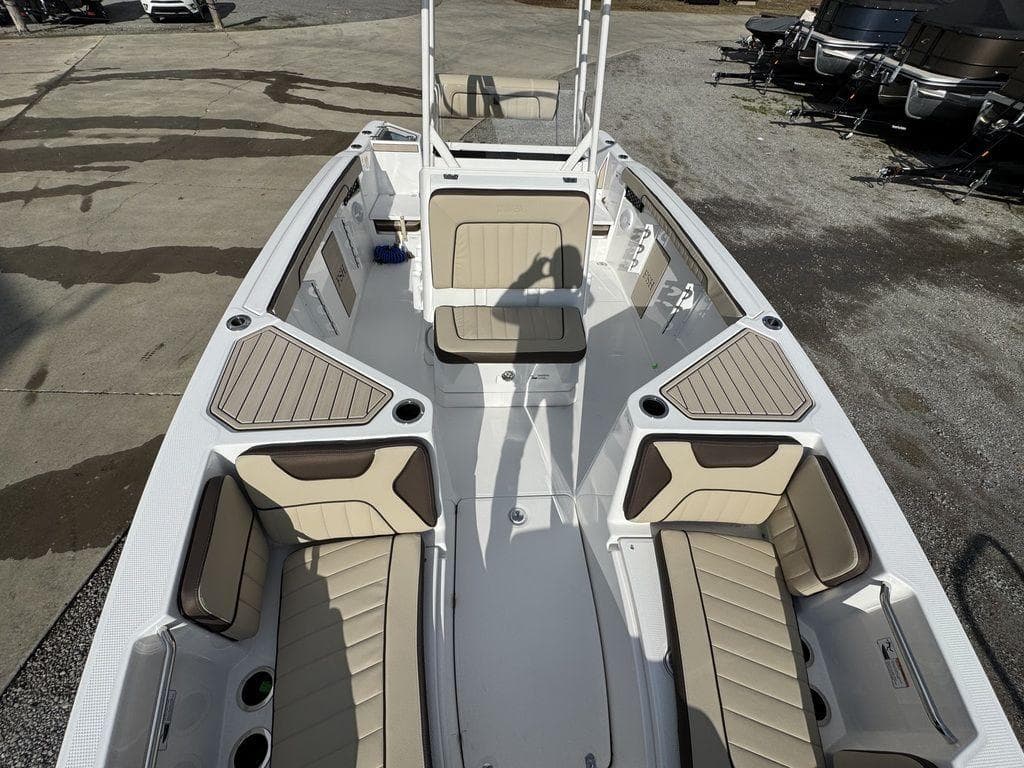 2025 Yamaha Boats 222 FSH Sport - 4