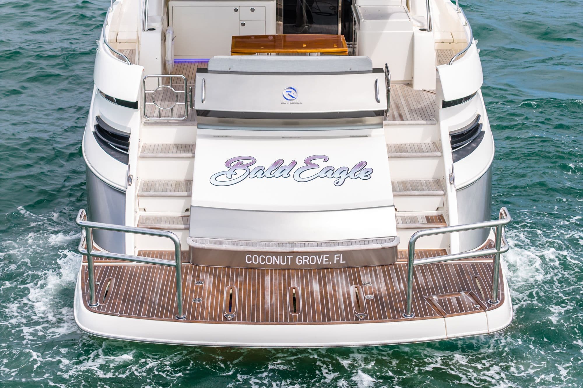 2024 Riviera 6000 Sport Yacht - 14