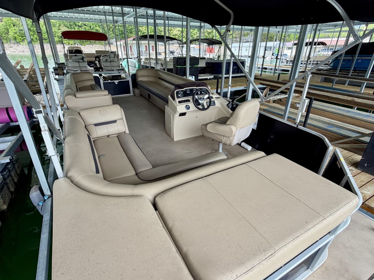 2019 Sweetwater 2386 Cruise Pontoon - Image 22