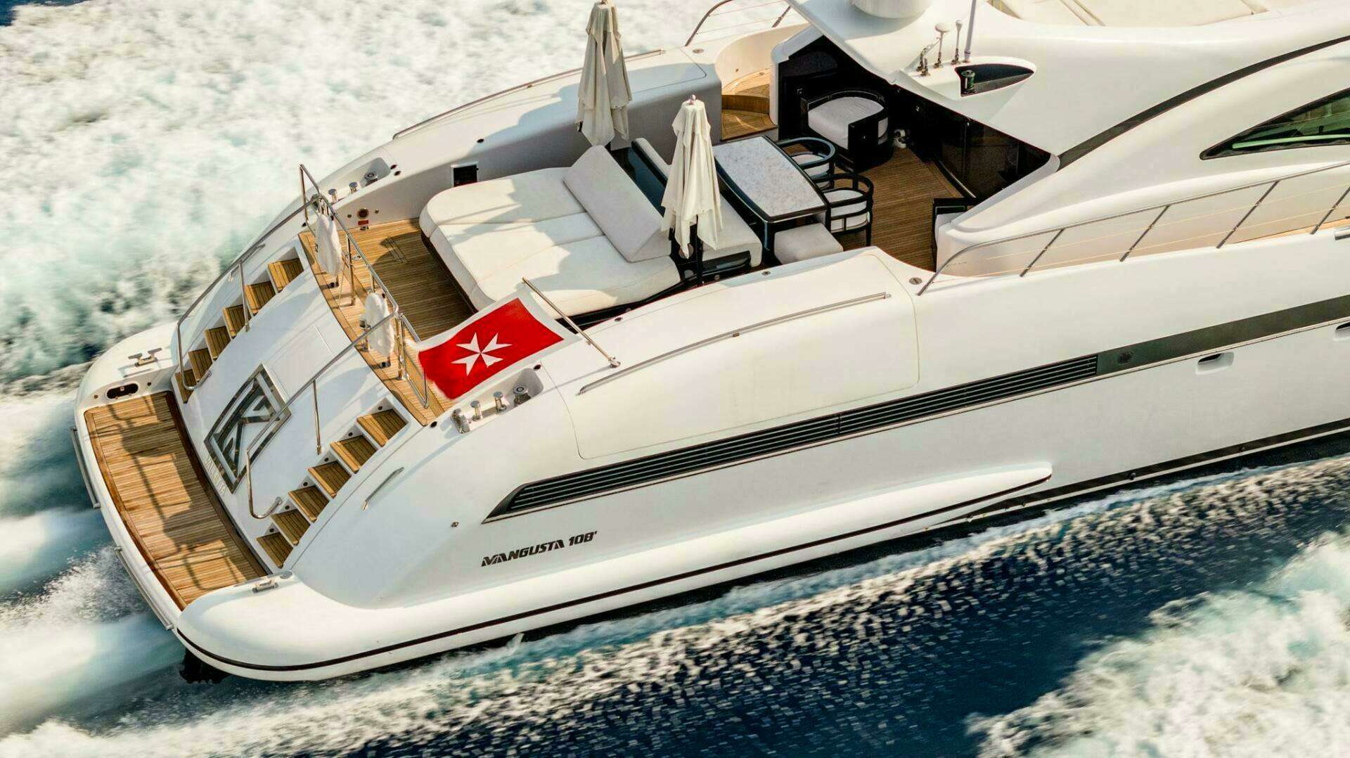 2013 Overmarine Mangusta 108 - Image 6