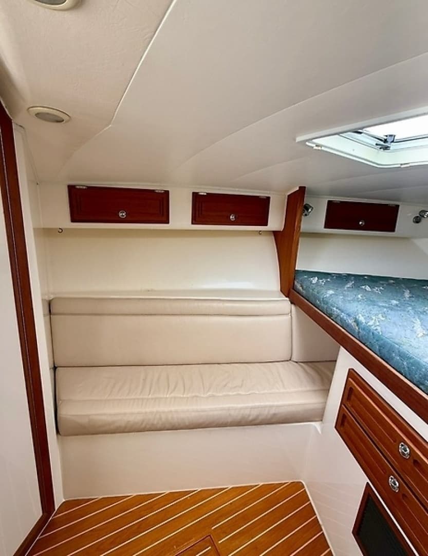 2006 Carolina Classic Express - Image 20