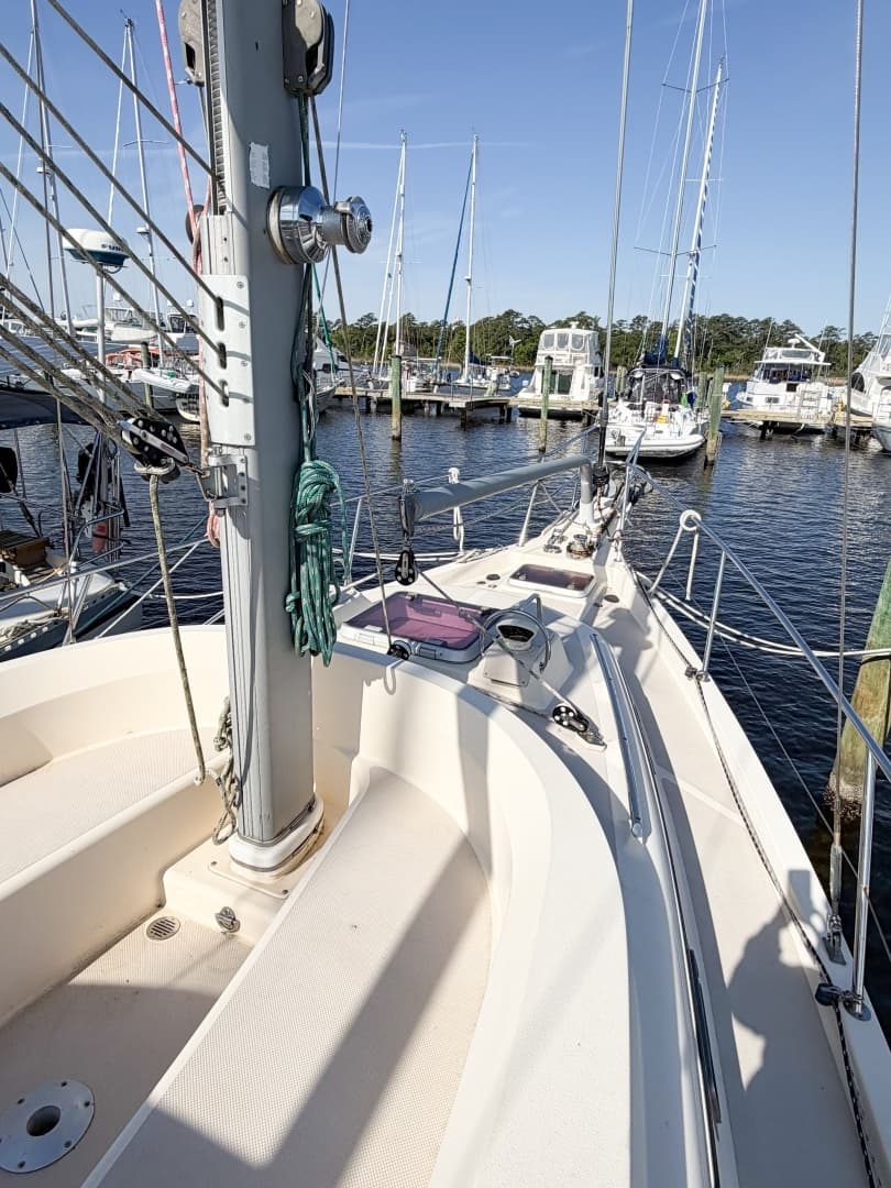 2007 Island Packet SP Cruiser - Image 22