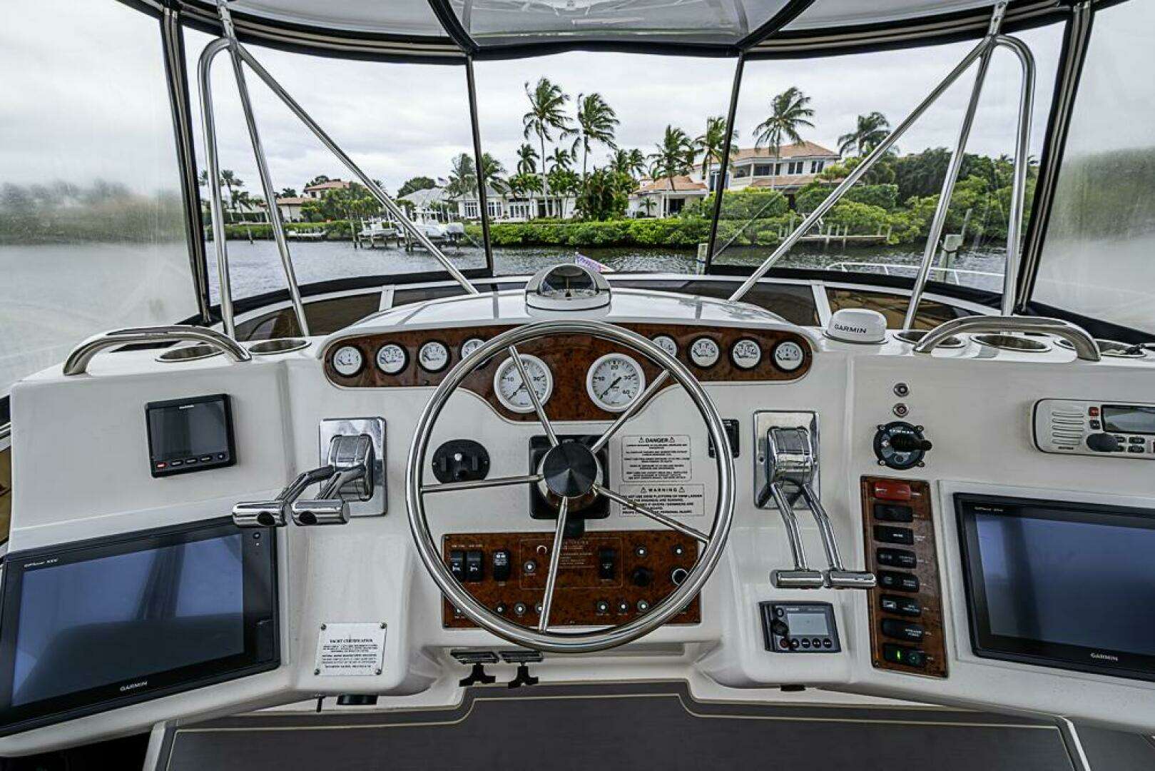 2000 Silverton 442 Cockpit Motoryacht - Image 7