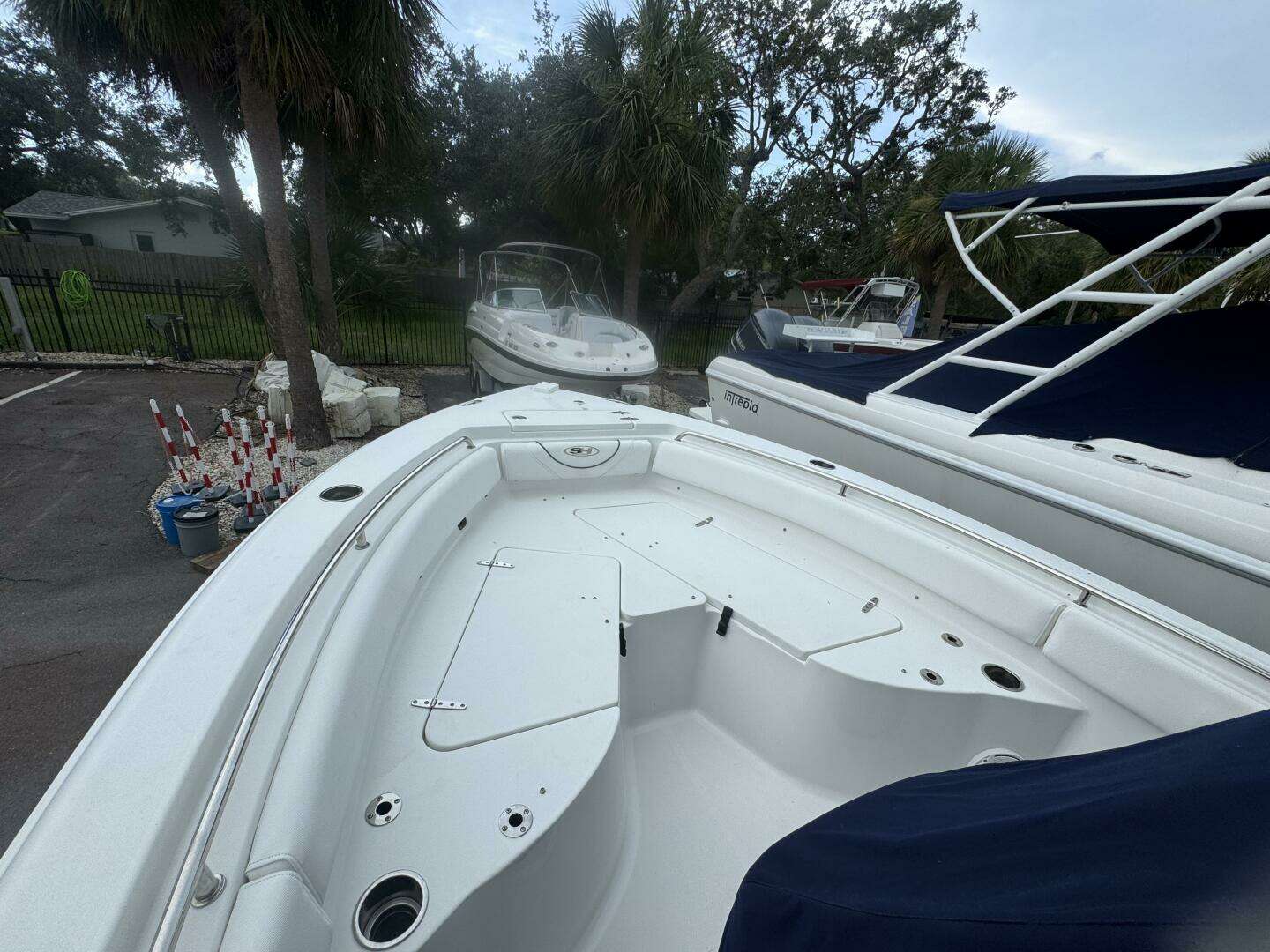 2017 Sea Hunt 235 Ultra SE - Image 9