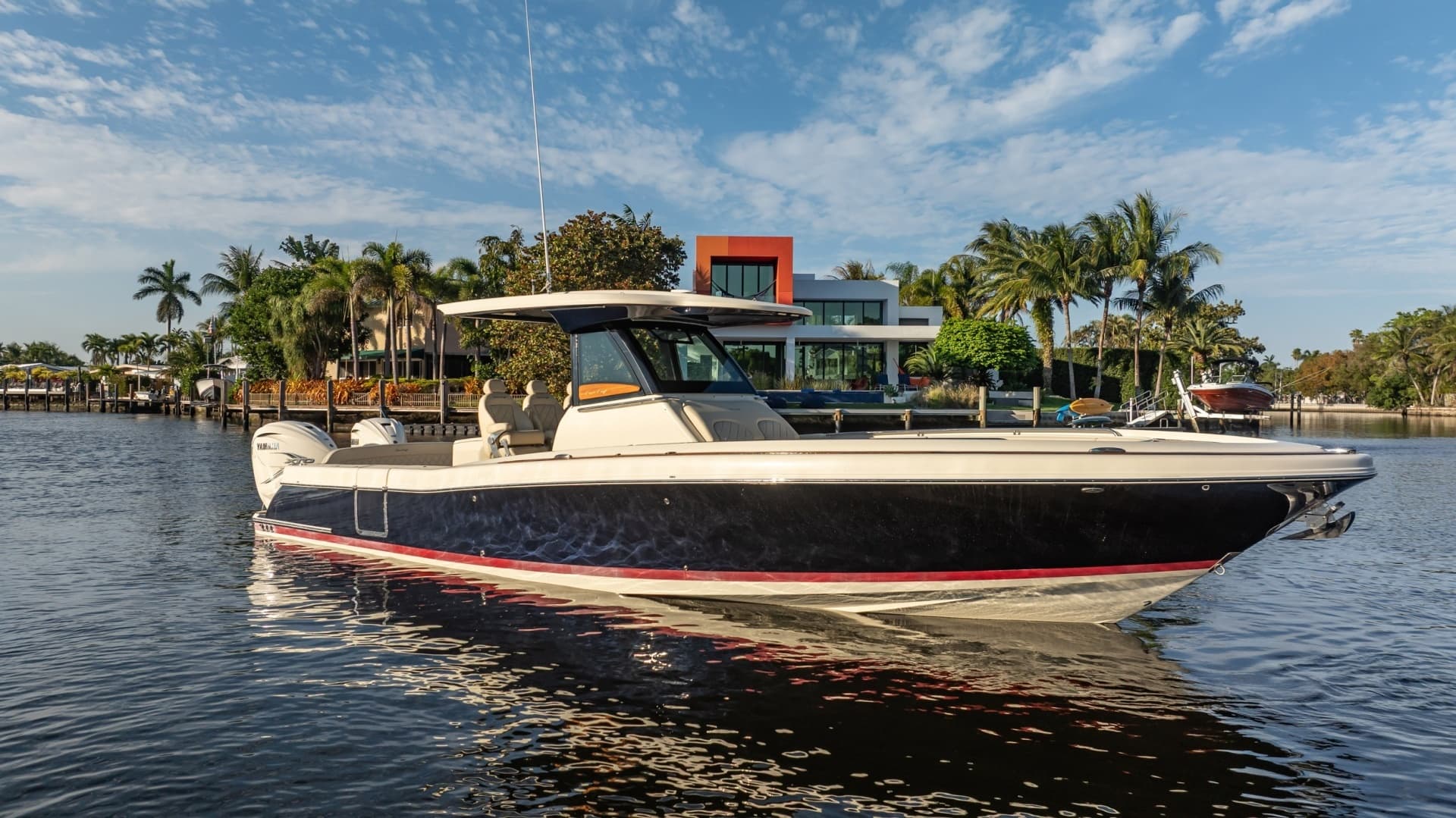 2020 Chris-Craft Catalina 34 - Image 2