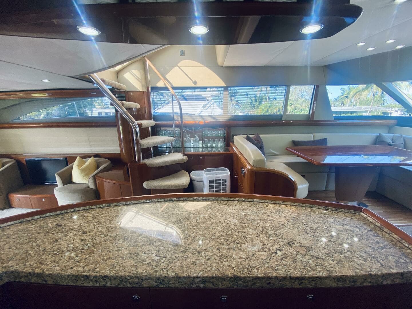 2006 Viking Princess Sport Cruiser - Image 11