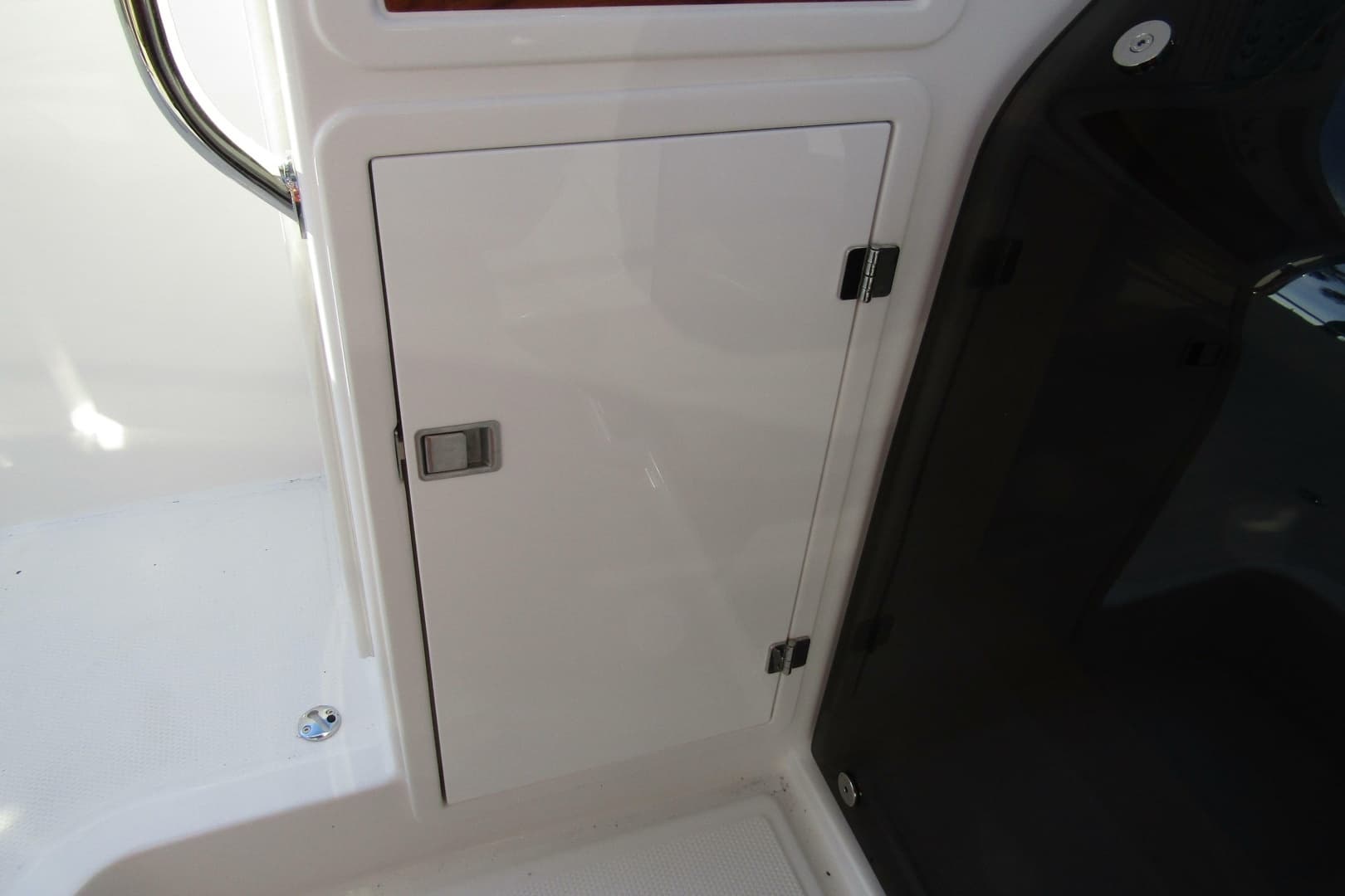 2025 Nimbus Tender 9 - Image 23