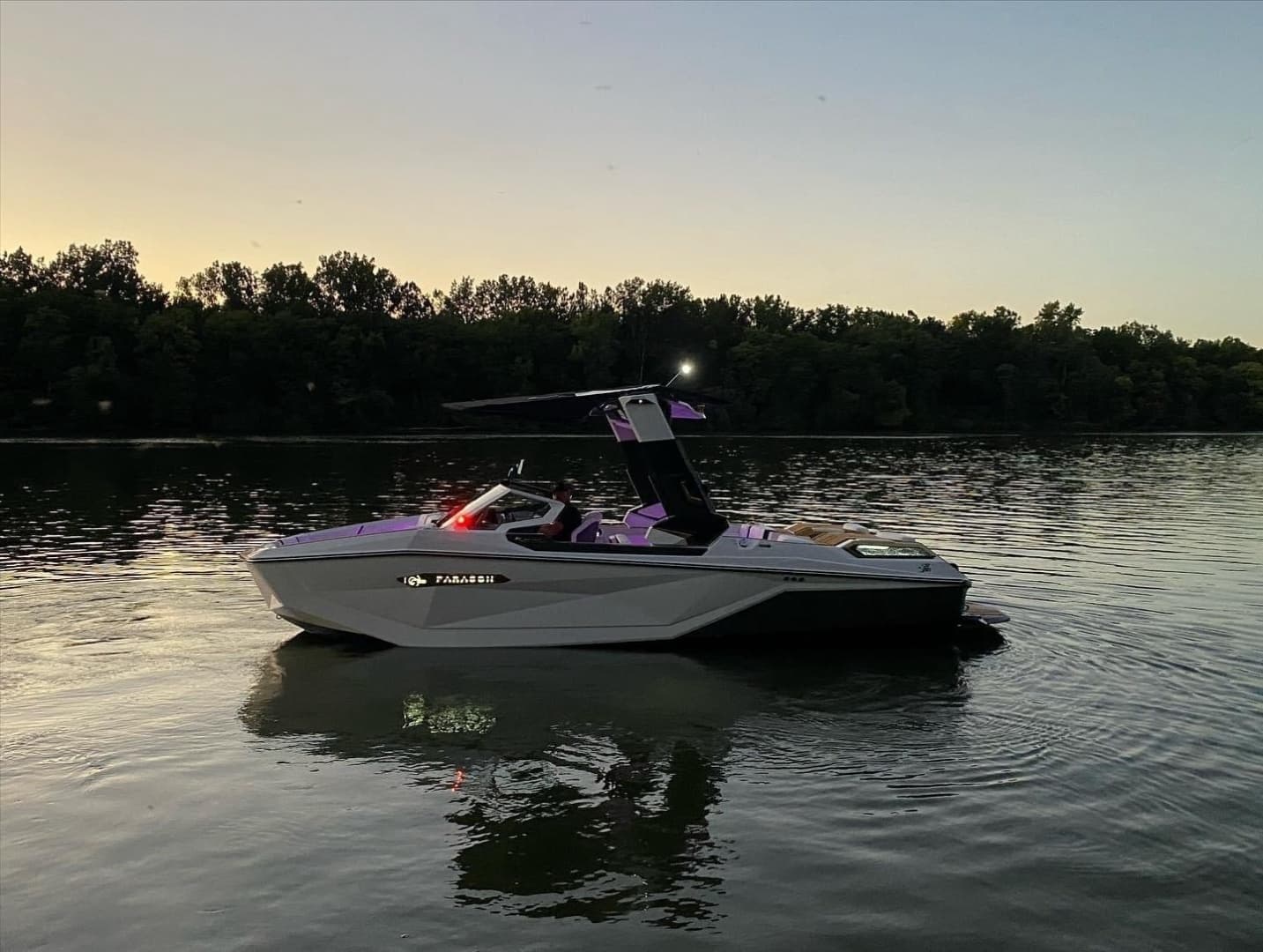2024 Nautique Paragon - Image 3