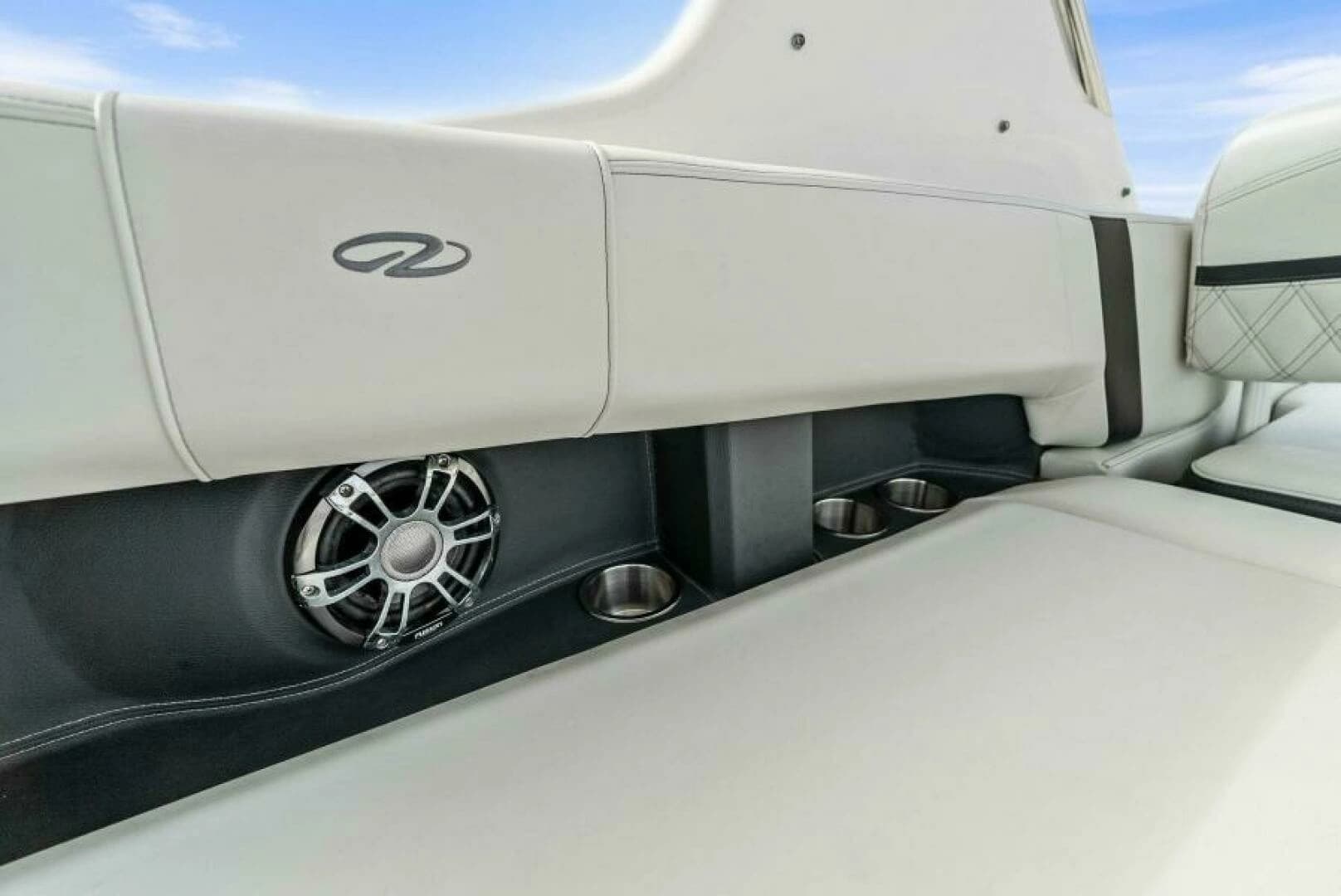 2023 Regal 29 OBX - Image 14