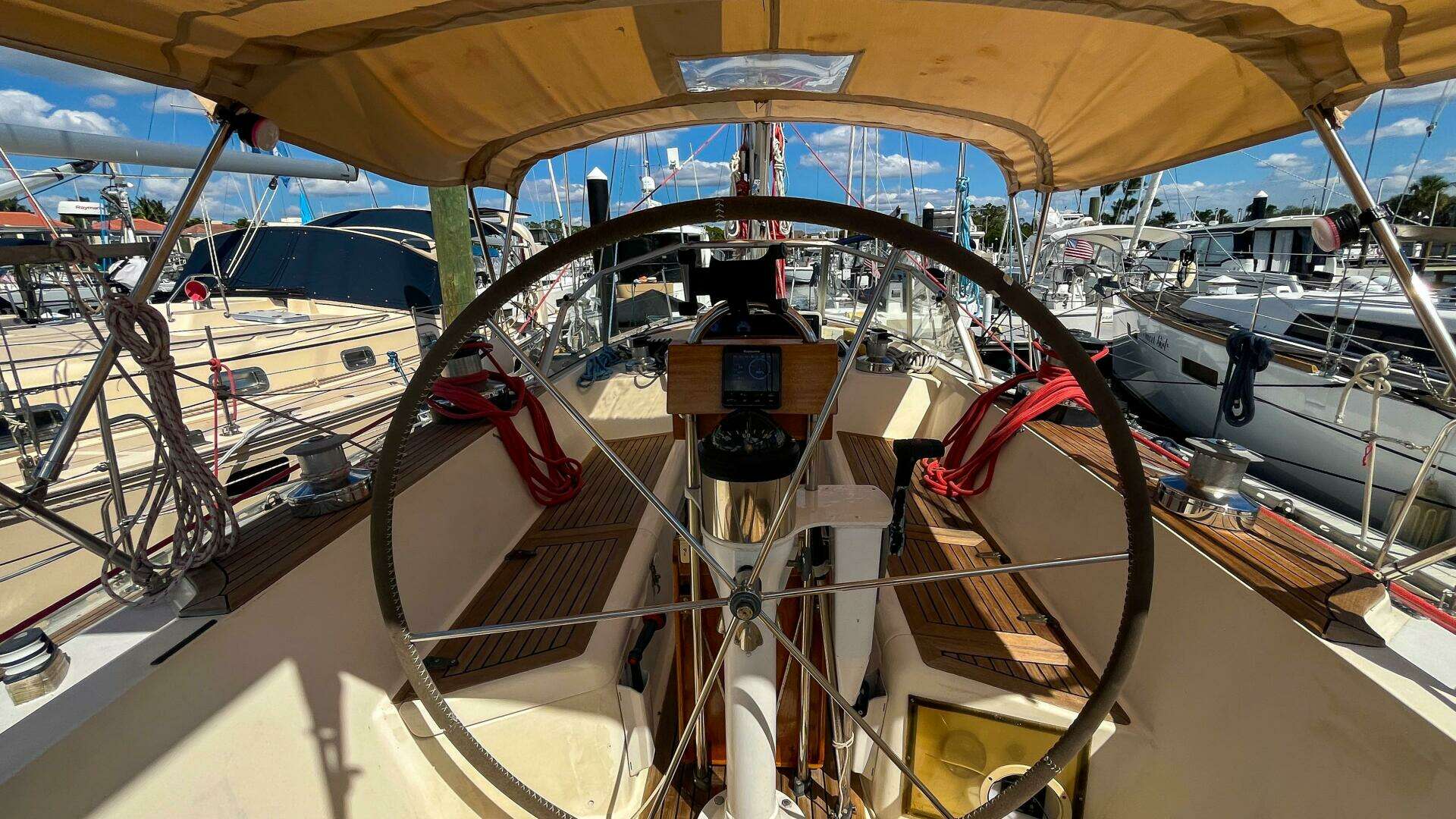 1991 Oyster Lightwave 48 - Image 29