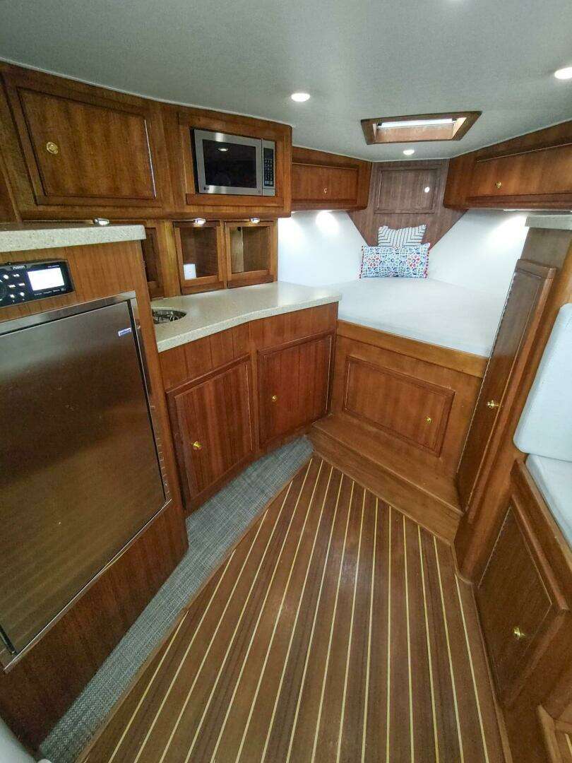 2017 Out Island SeaTek 36 Express - Image 12