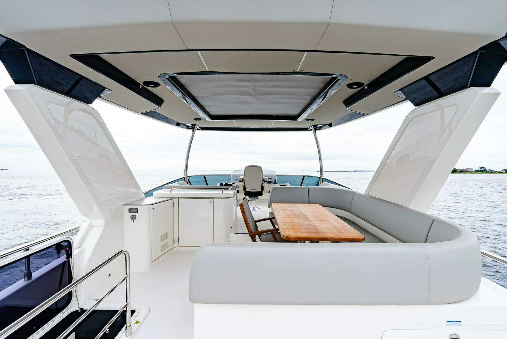 2023 Absolute 52 Navetta - Image 13