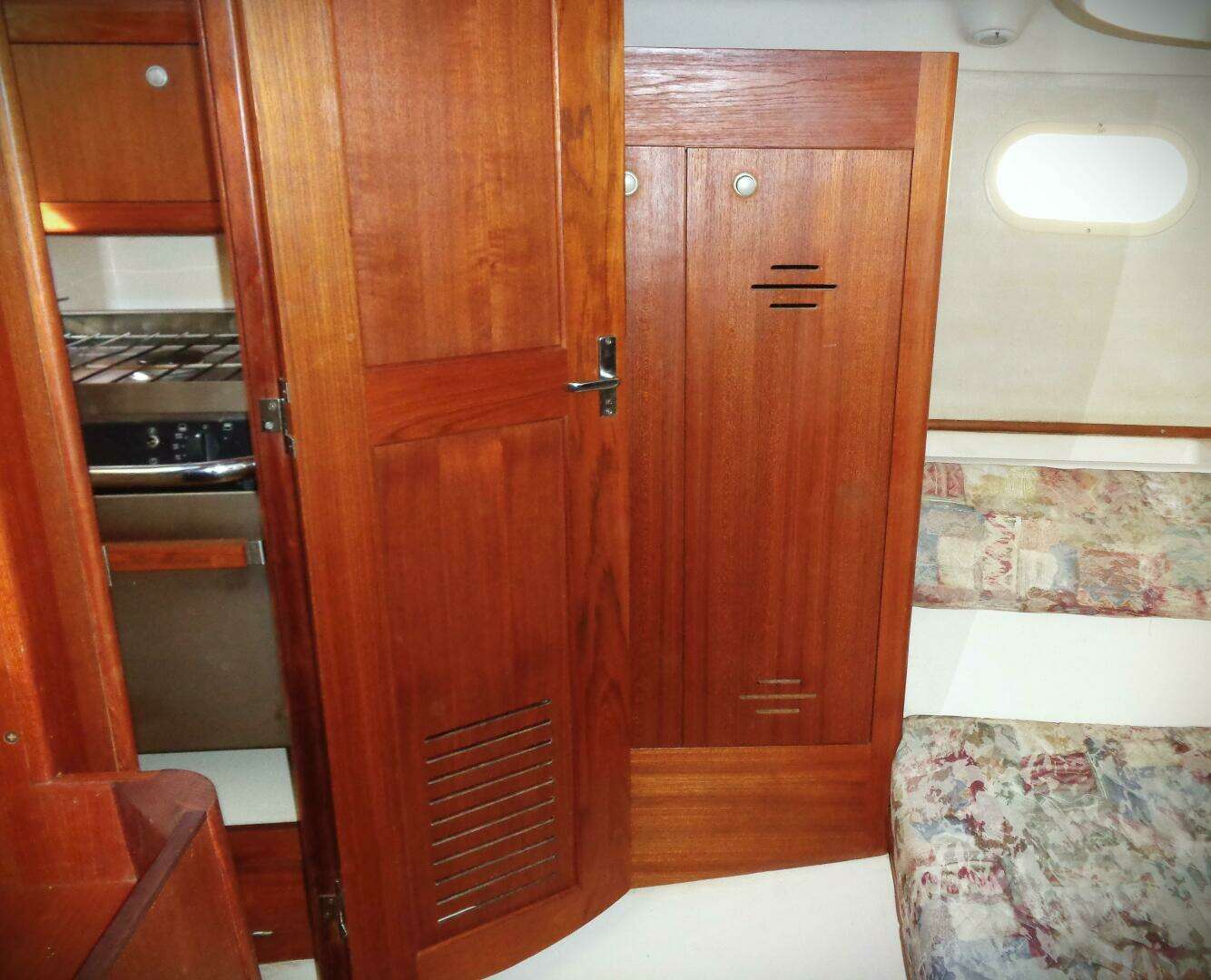 2001 Hunter 380 - Image 8