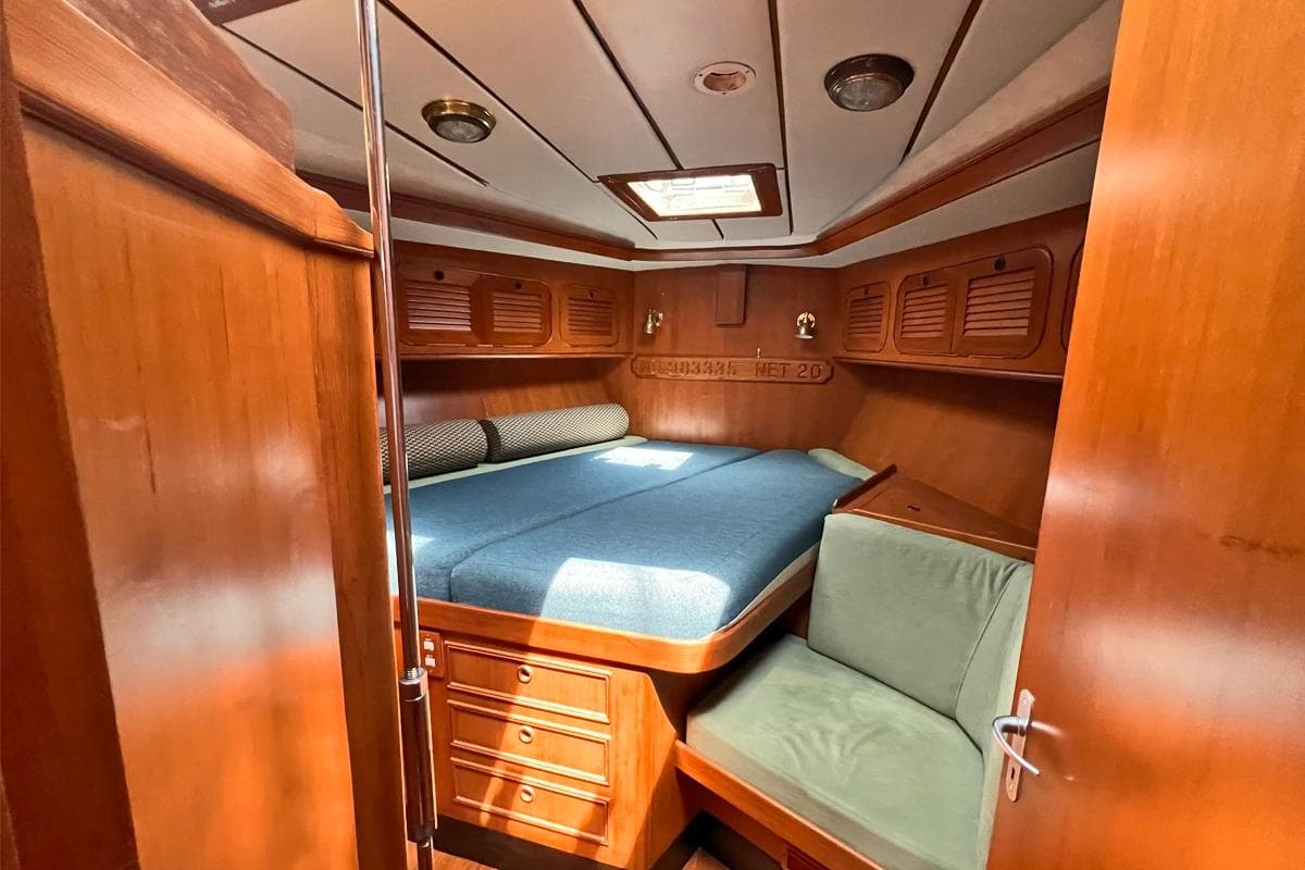 Fwd Stateroom