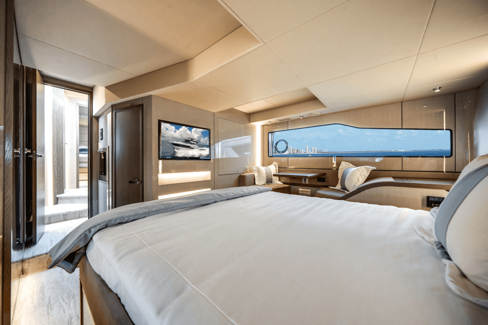 2026 Cruisers Yachts 57 FLY - Image 41