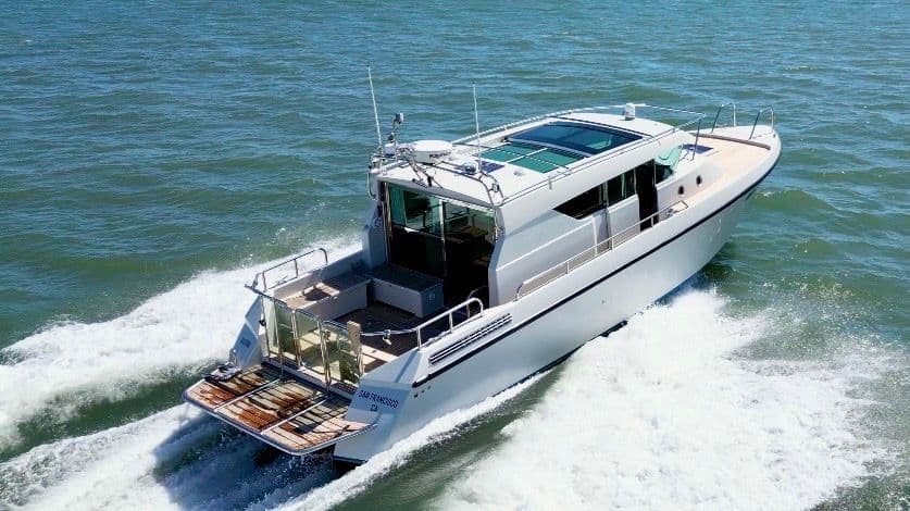 2013 Delta Powerboats 40 Walk Around - 5