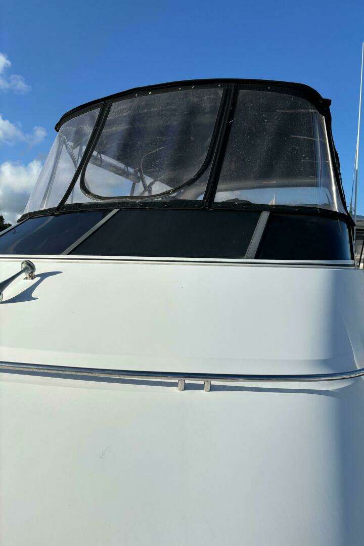 2001 Carver 396 Aft Cabin MY - Image 14
