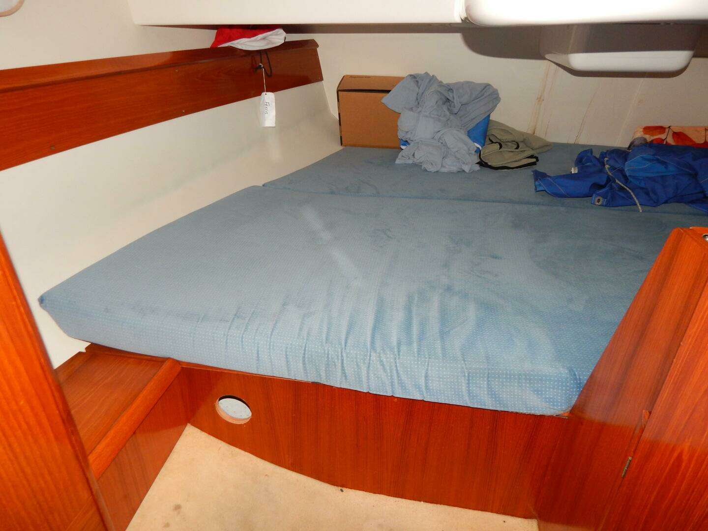 1997 Jeanneau 36.2 Sun Odyssey - Image 15