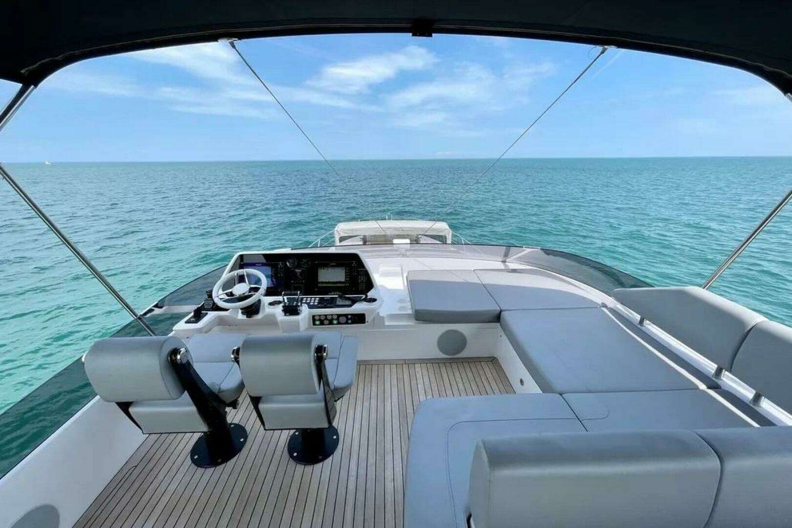 2020 Sunseeker 74 Sport Yacht - Image 8