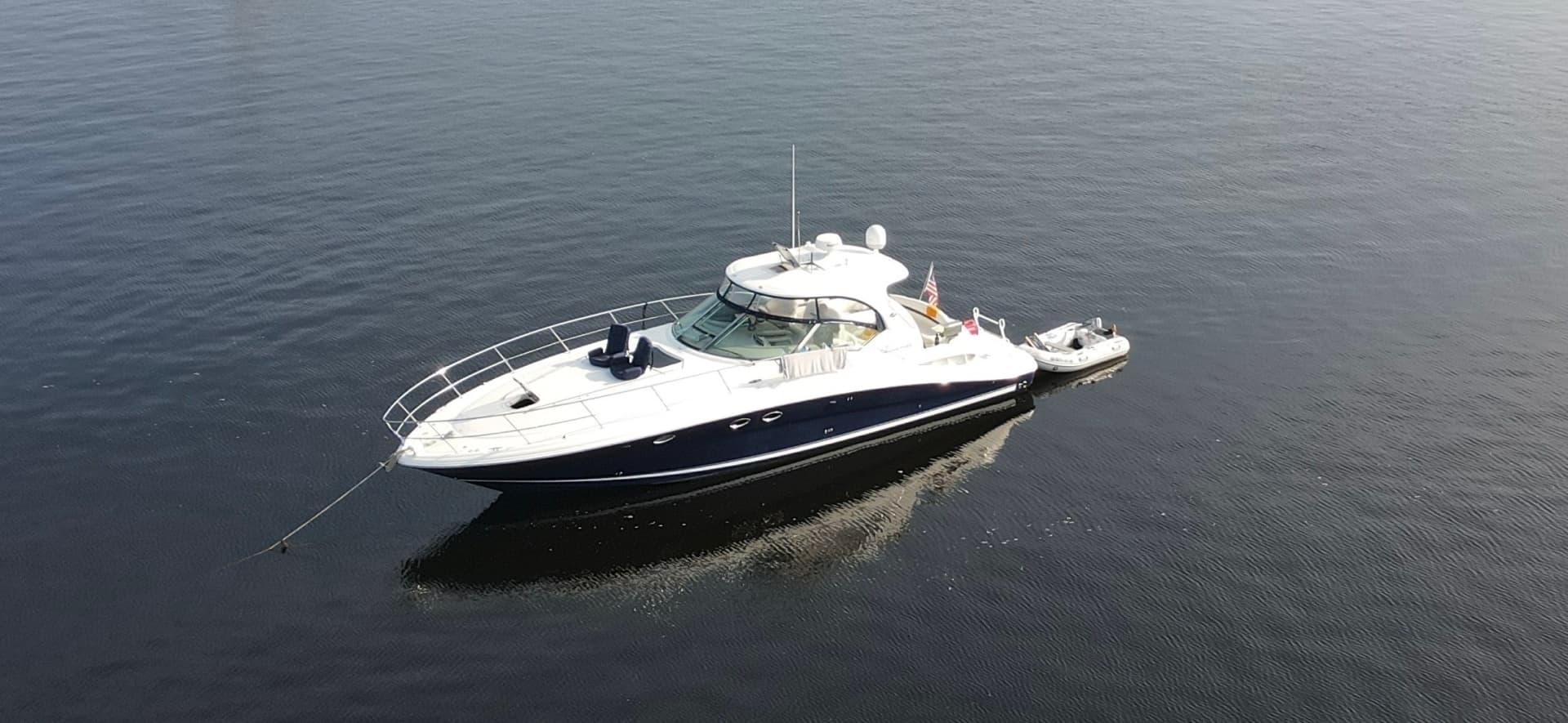 2005 Sea Ray 420 Sundancer - Image 2