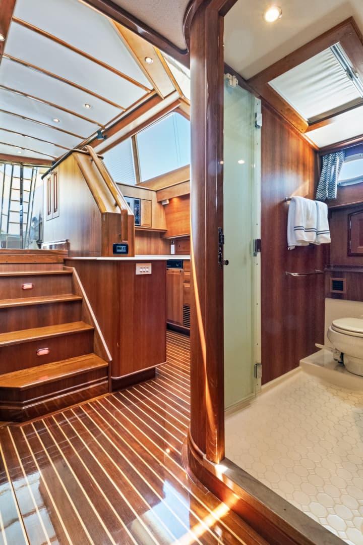 2007 Hinckley TALARIA 55MY - Image 25