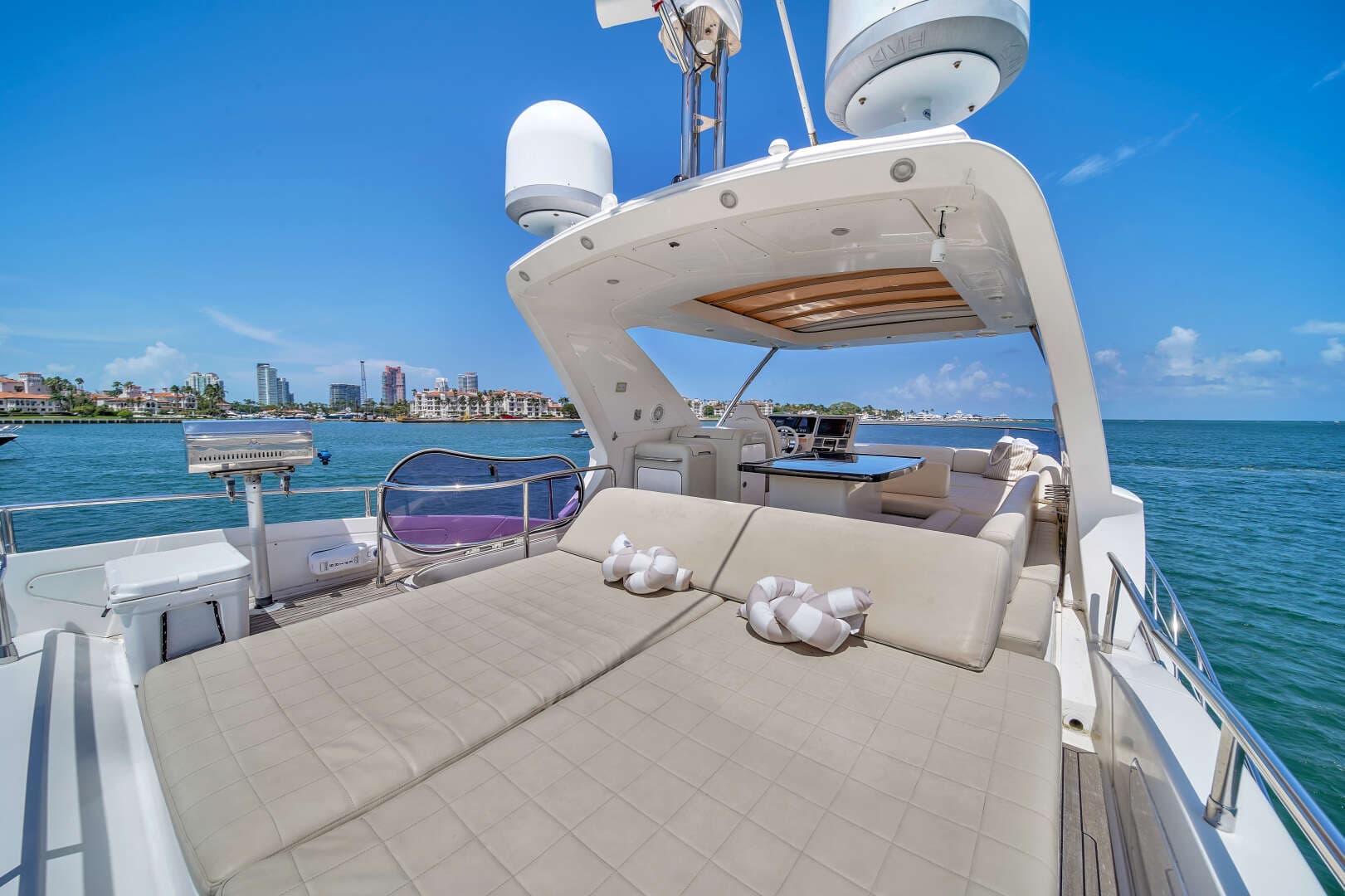 2012 Azimut 64 FLY - Image 31