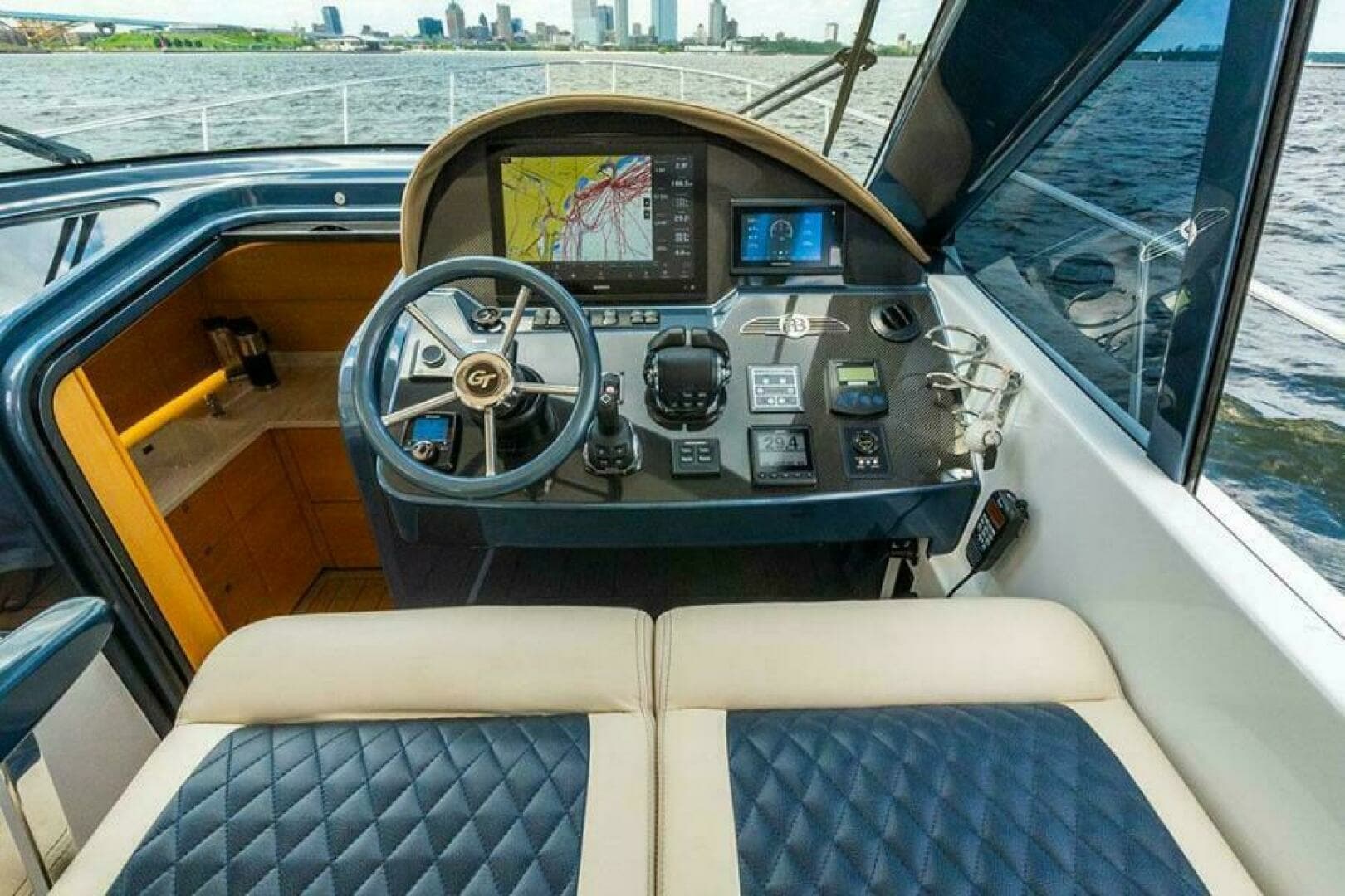 2019 Palm Beach Motor Yachts GT50 - Image 33