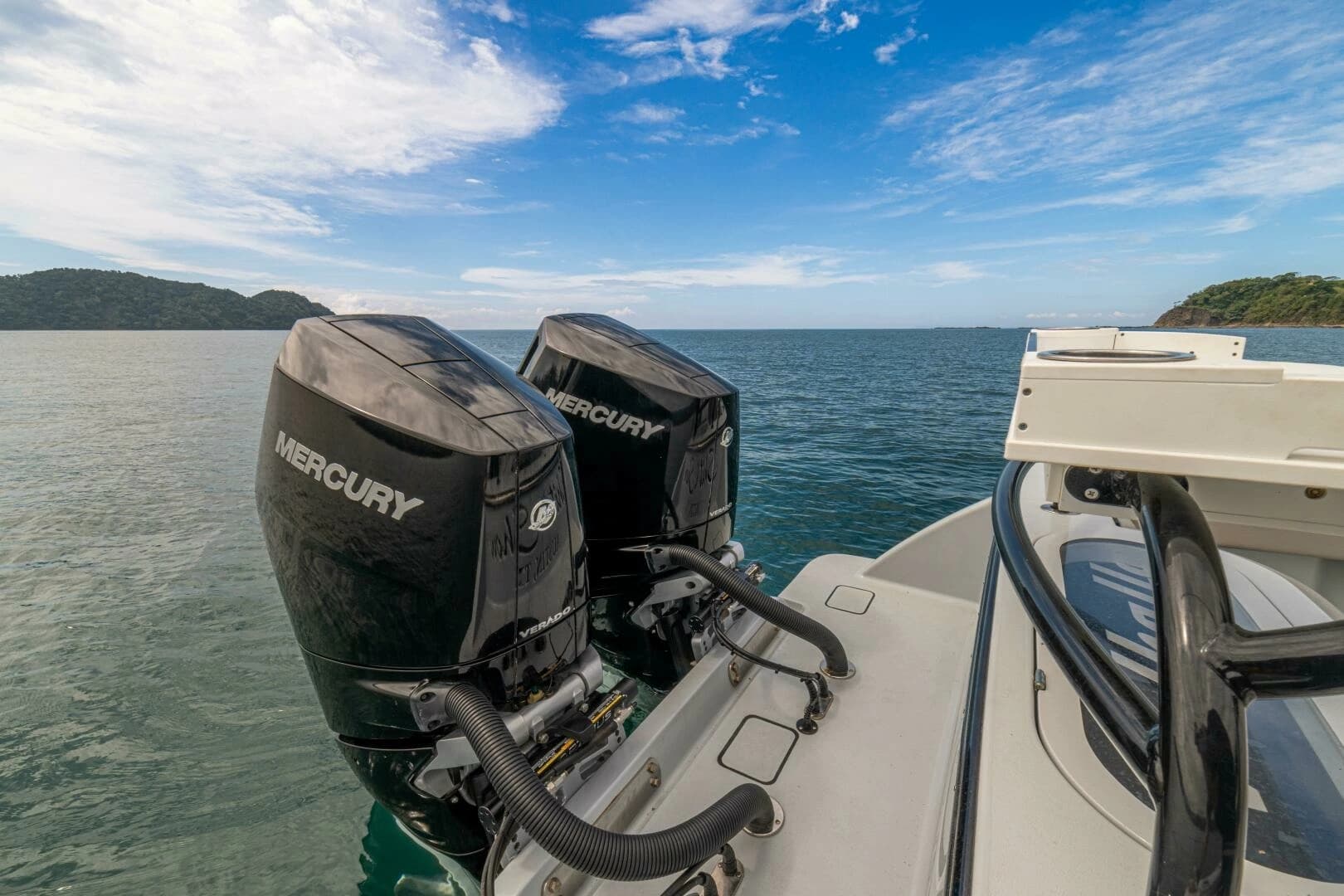 2024 Valhalla Boatworks V-33 - Image 24