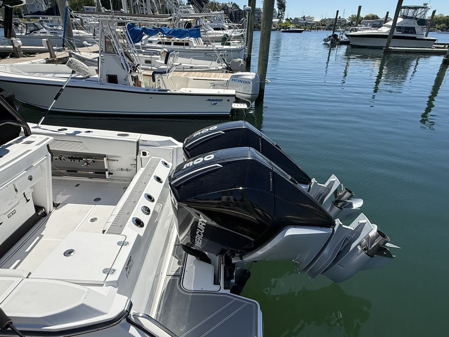 2022 Blackfin — - Image 32