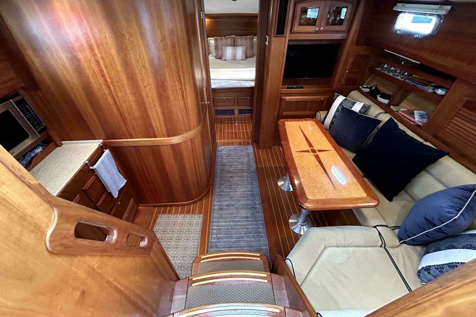 2006 Sabre 38 Hard Top Express - Image 12