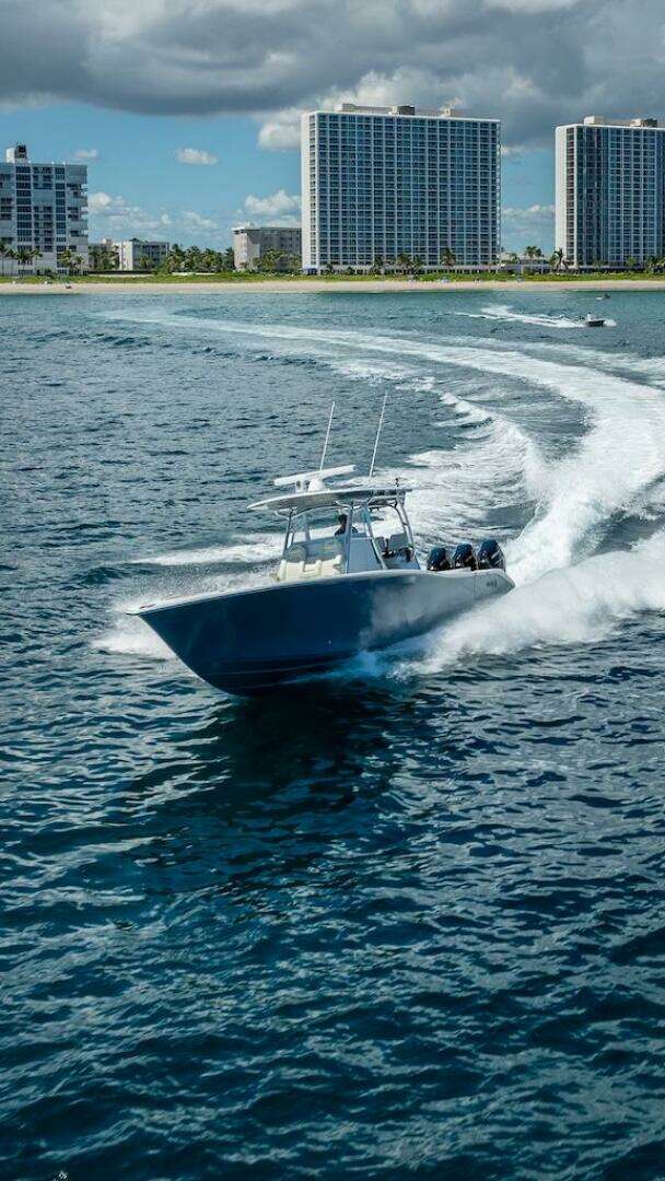 2025 Billfish 39 Center Console w/Tower - Image 31