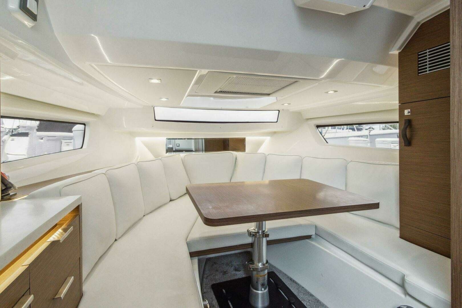 2022 Jeanneau Leader 10.5 WA 2 - Image 7