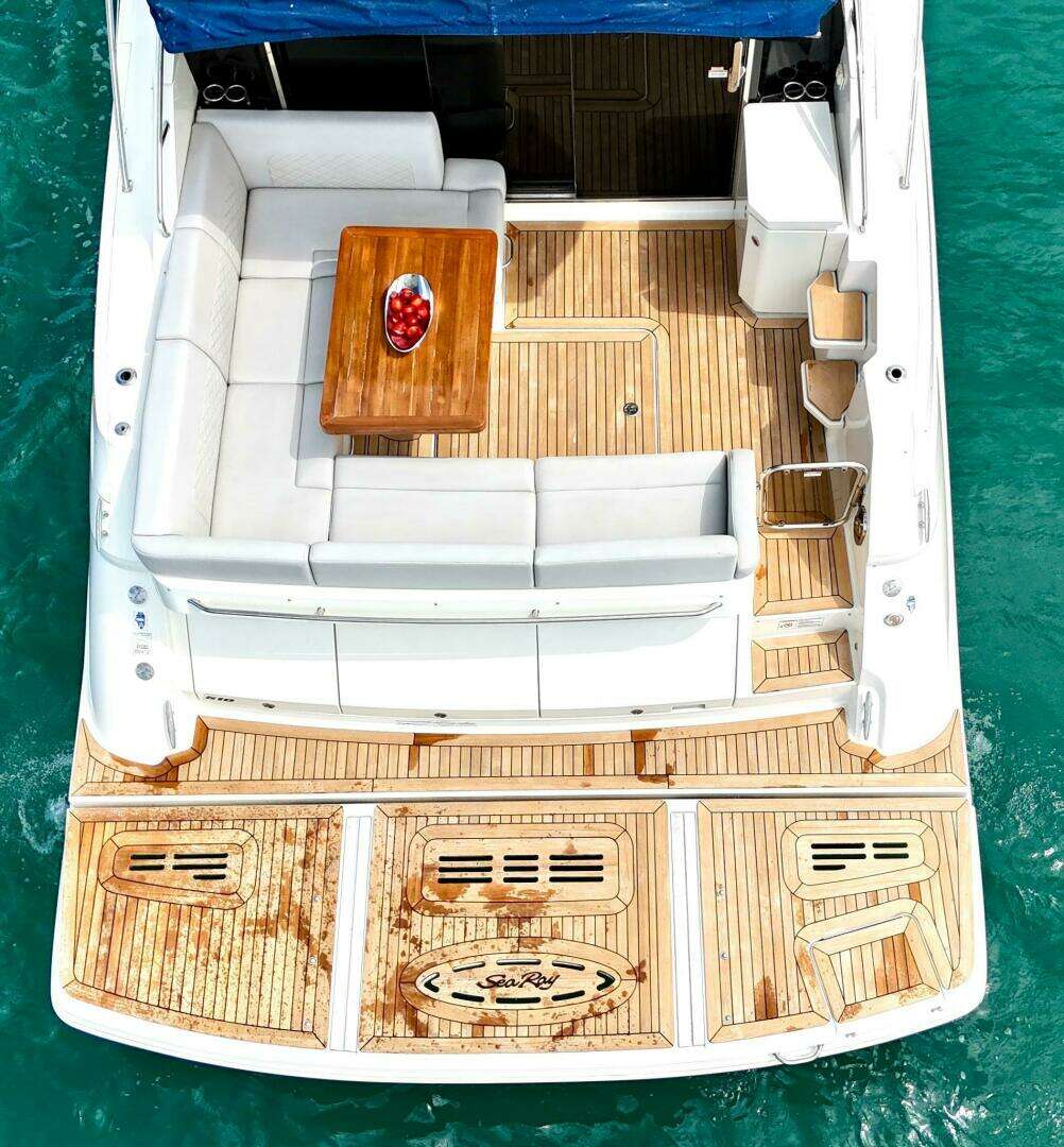 2017 Sea Ray 510 Sundancer - Image 73