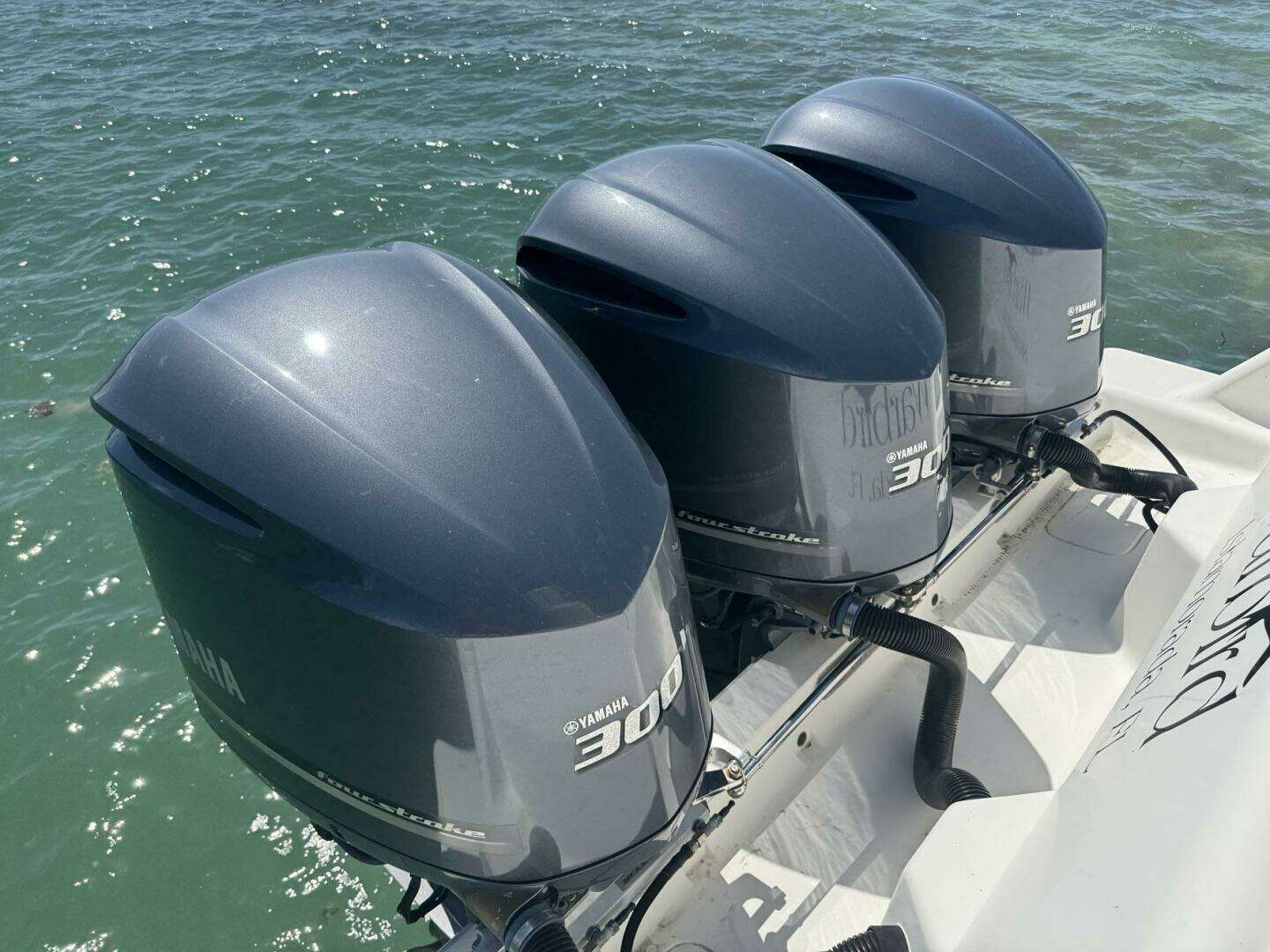 2014 SeaVee 390B Center Console - Image 22