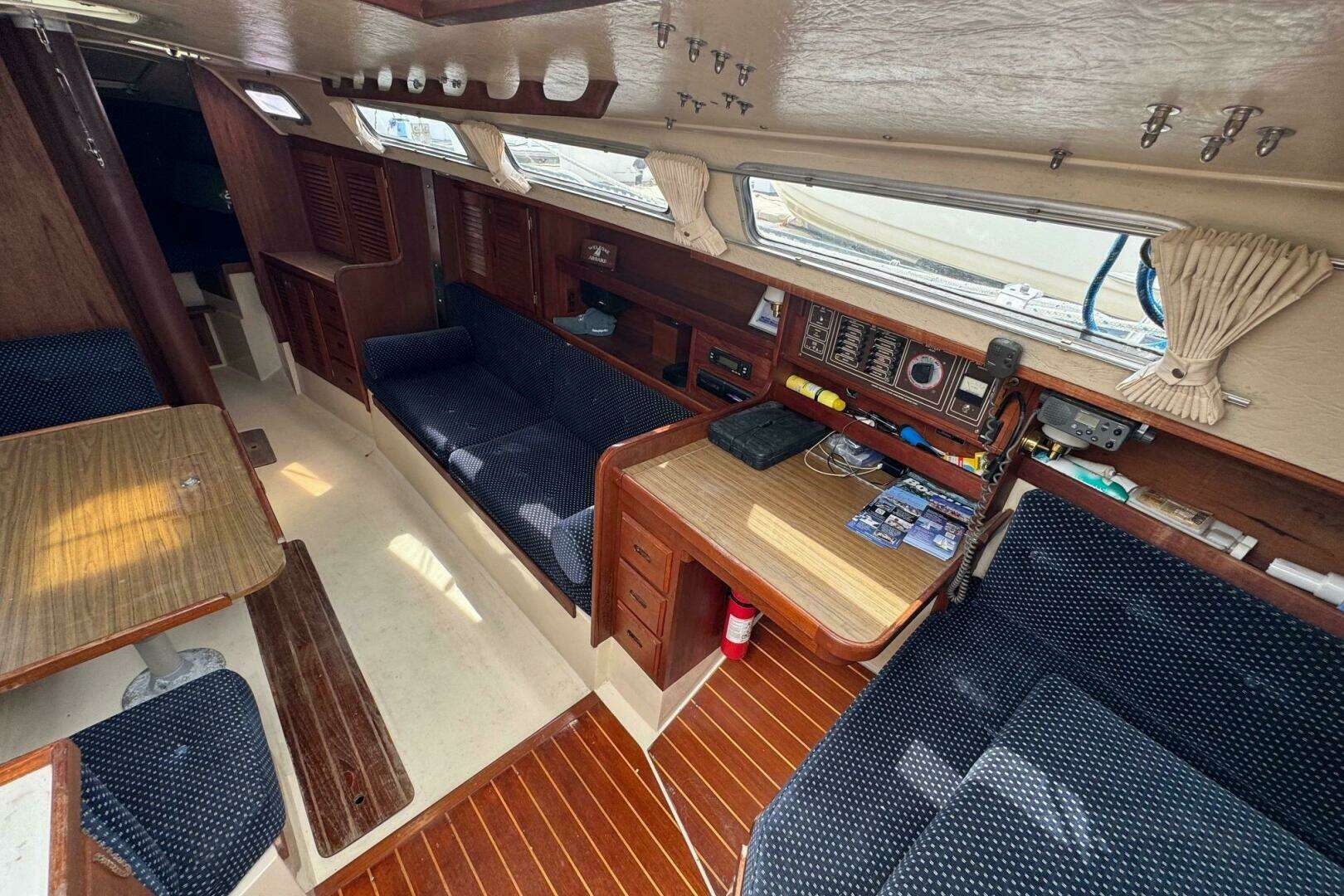 1986 Catalina 38 - Image 19