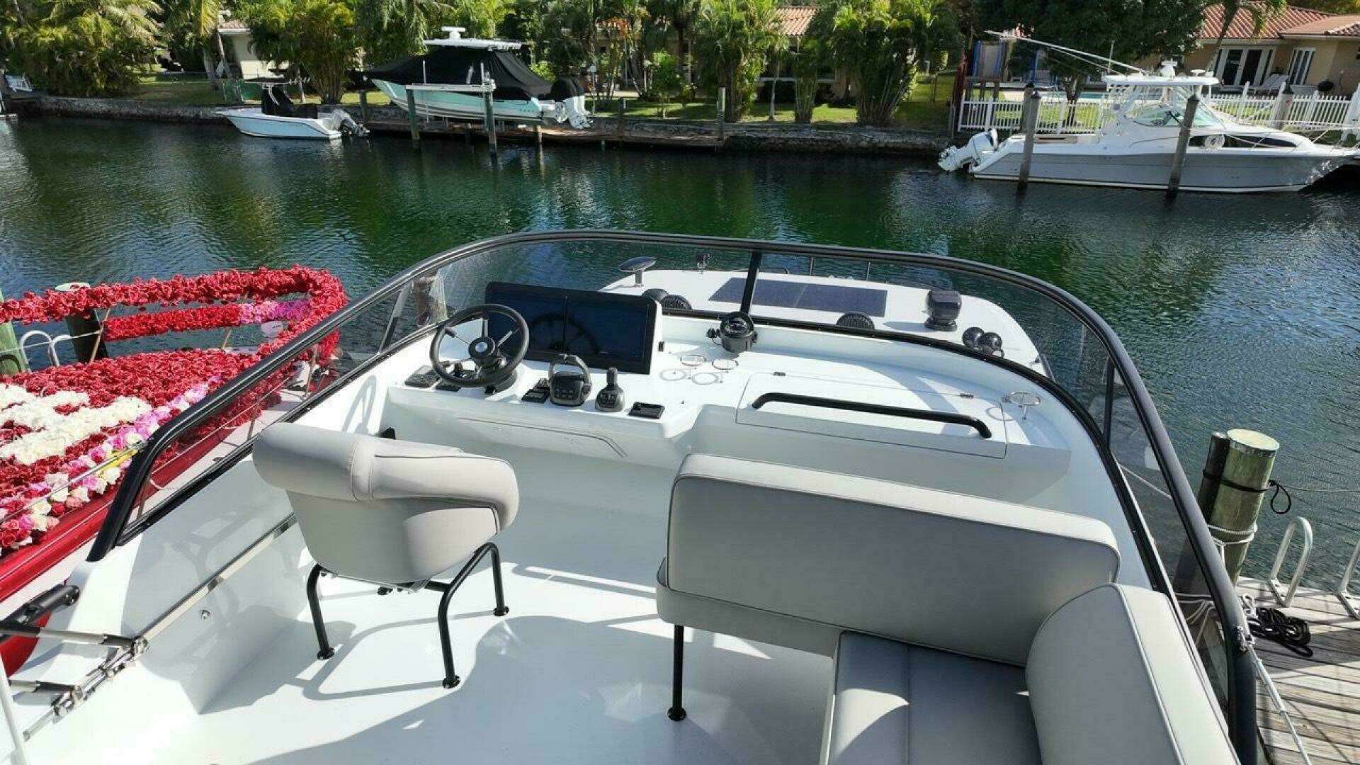 2027 Targa 41 - Image 63